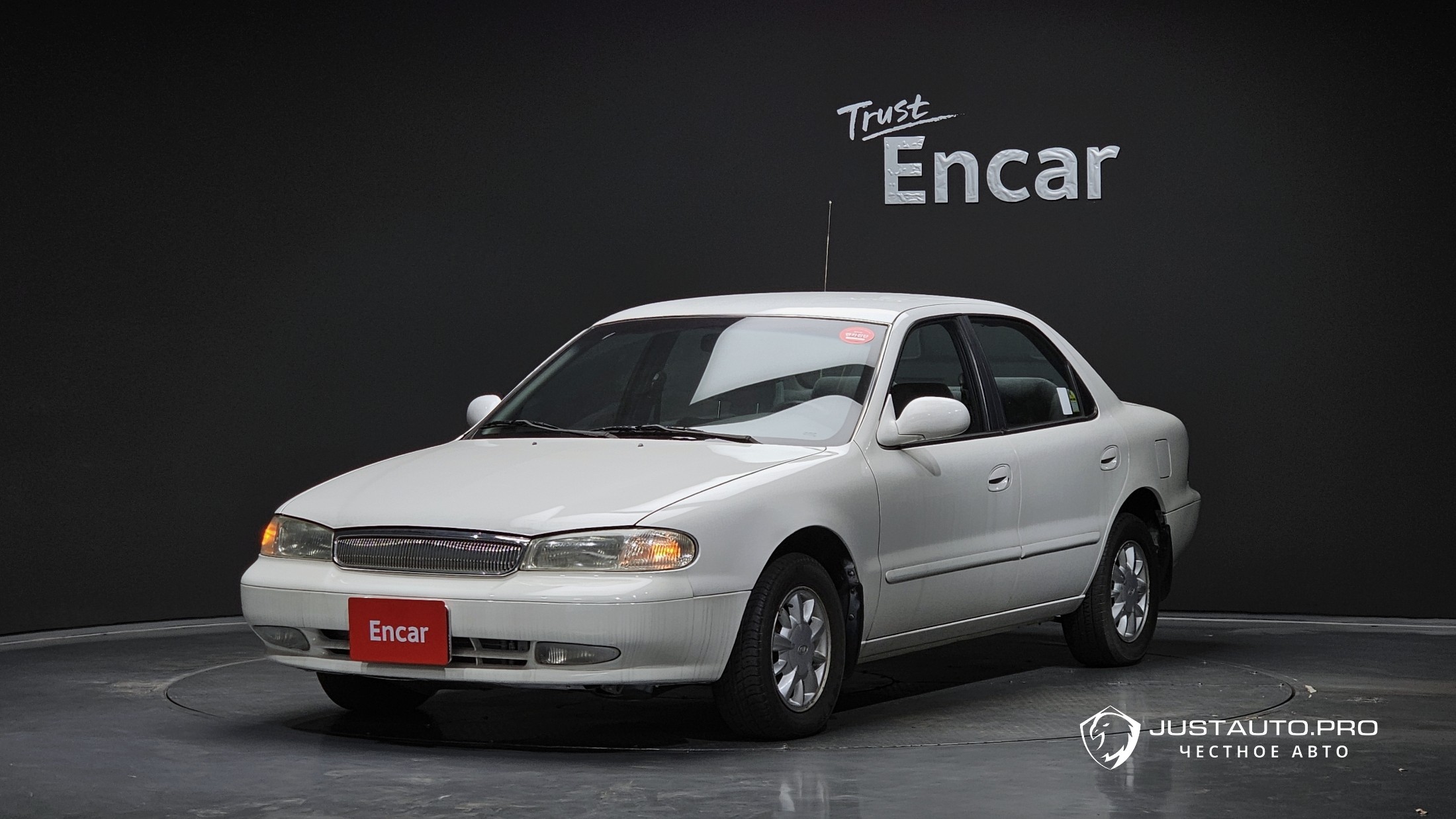 Автомобиль Kia Credos