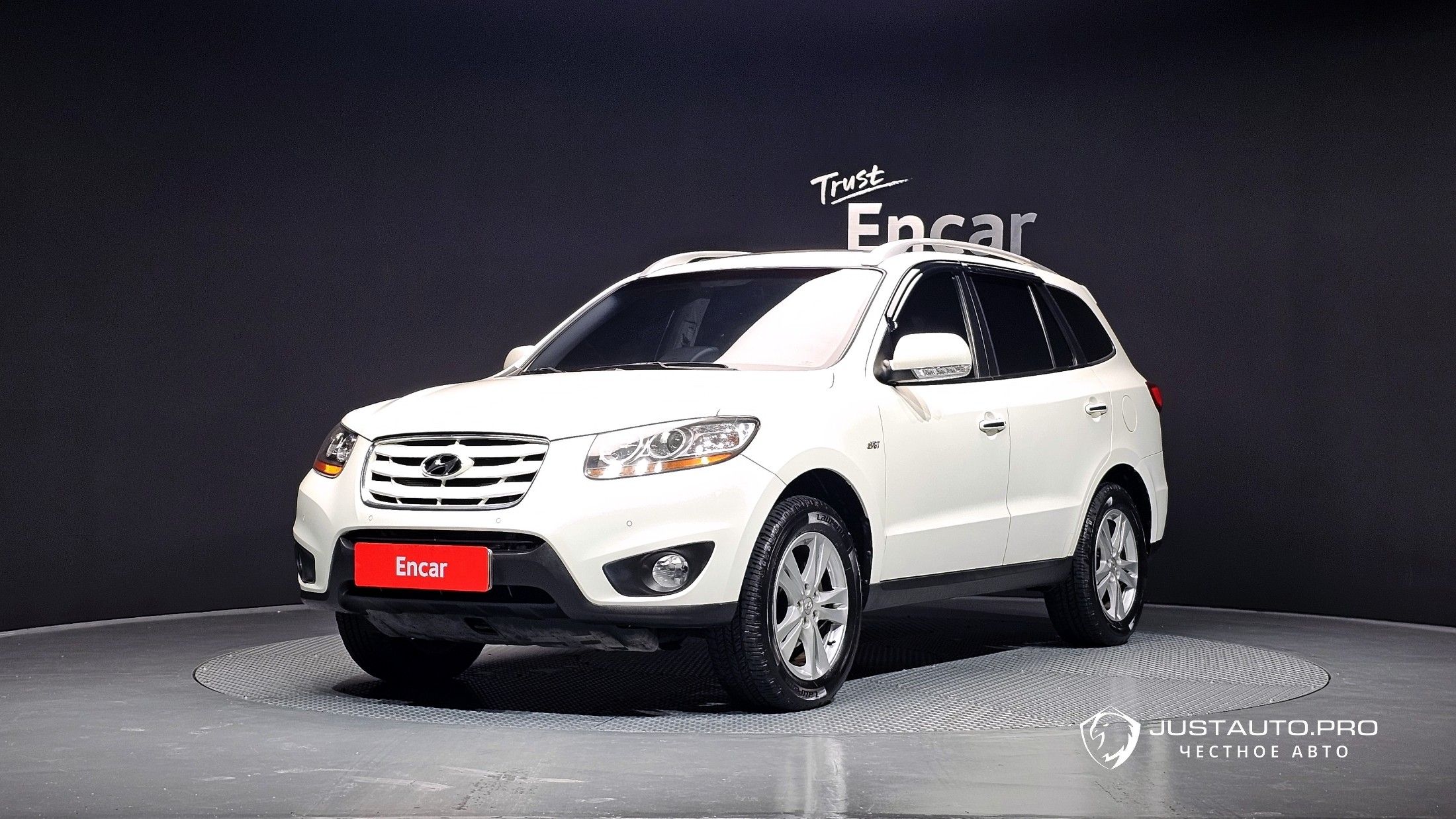 Автомобиль Hyundai Santafe