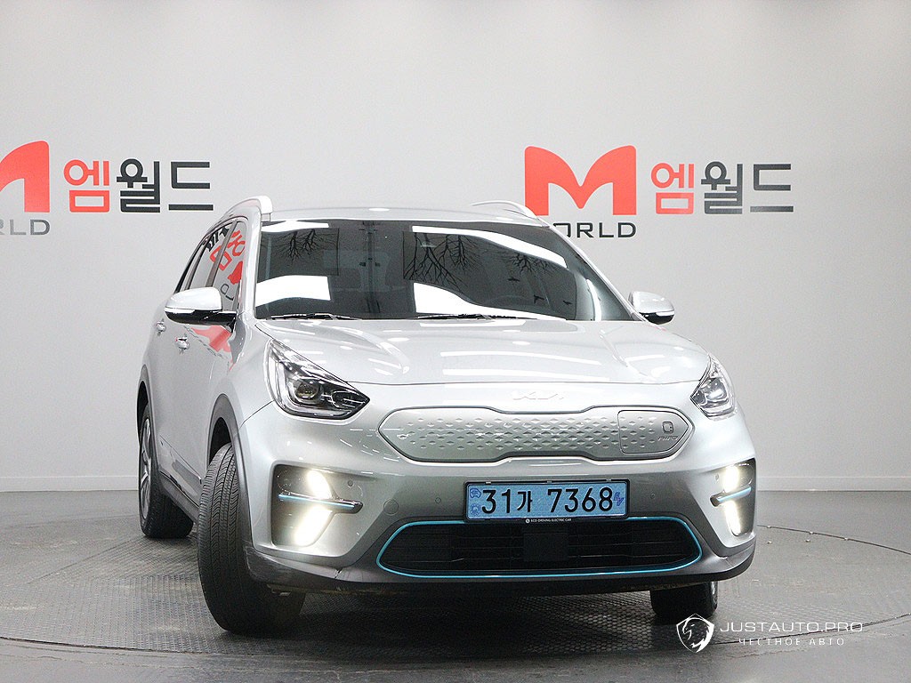 Автомобиль Kia Niro