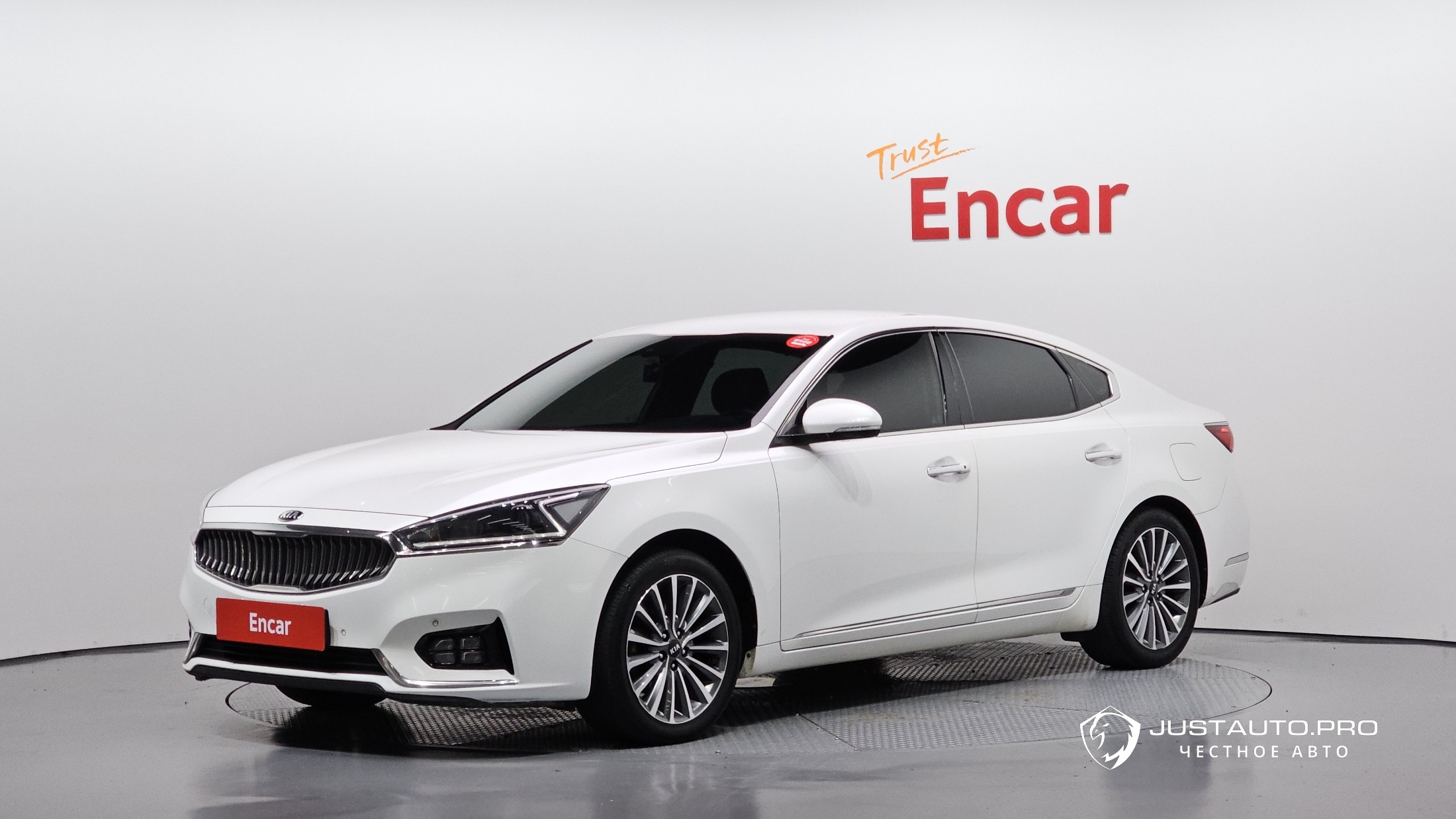 Автомобиль Kia K7