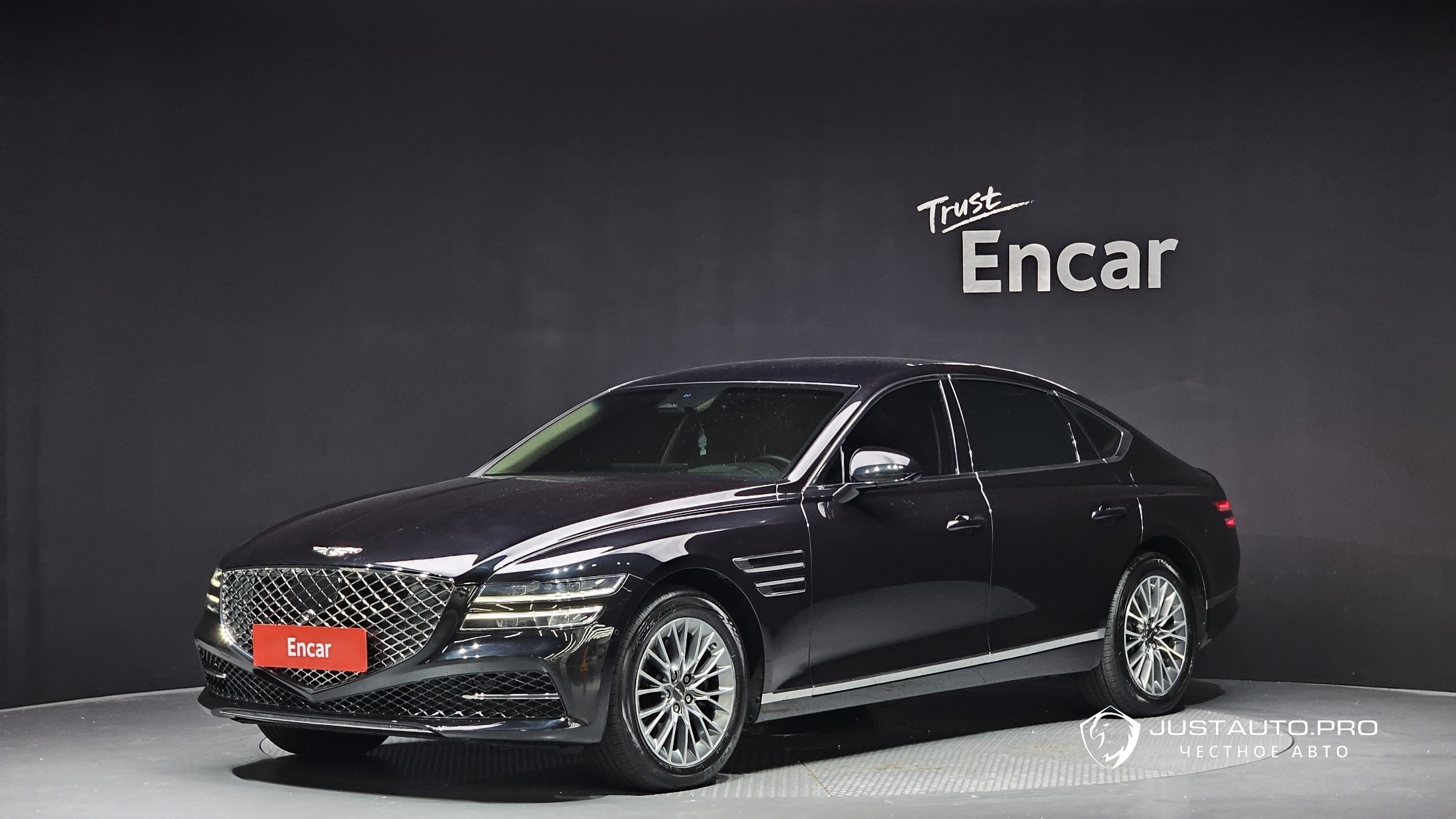 Автомобиль Genesis G80