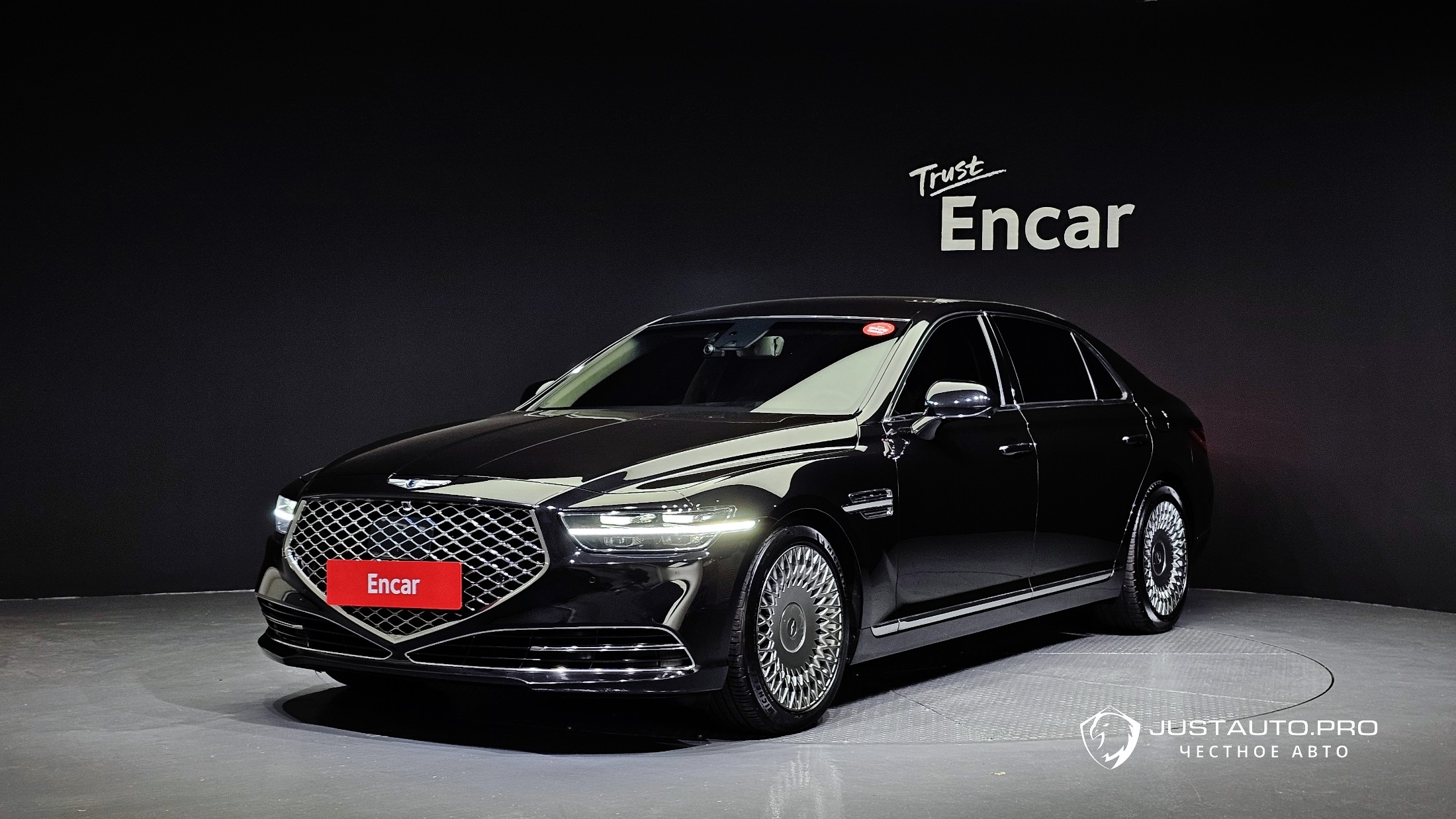 Автомобиль Genesis G90