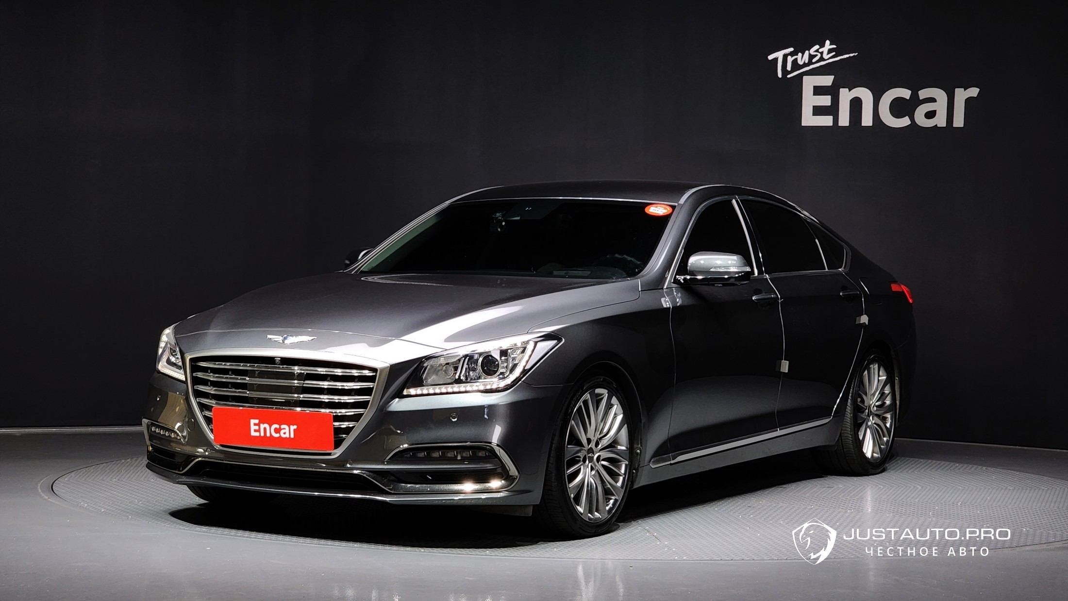 Автомобиль Genesis G80