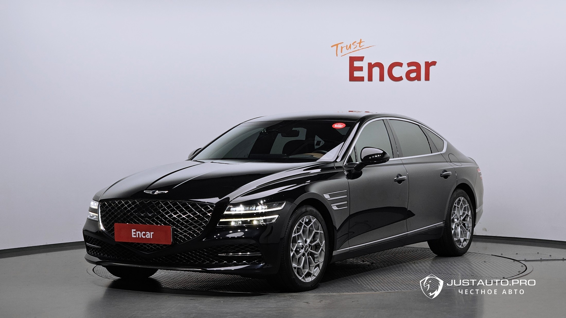 Автомобиль Genesis G80