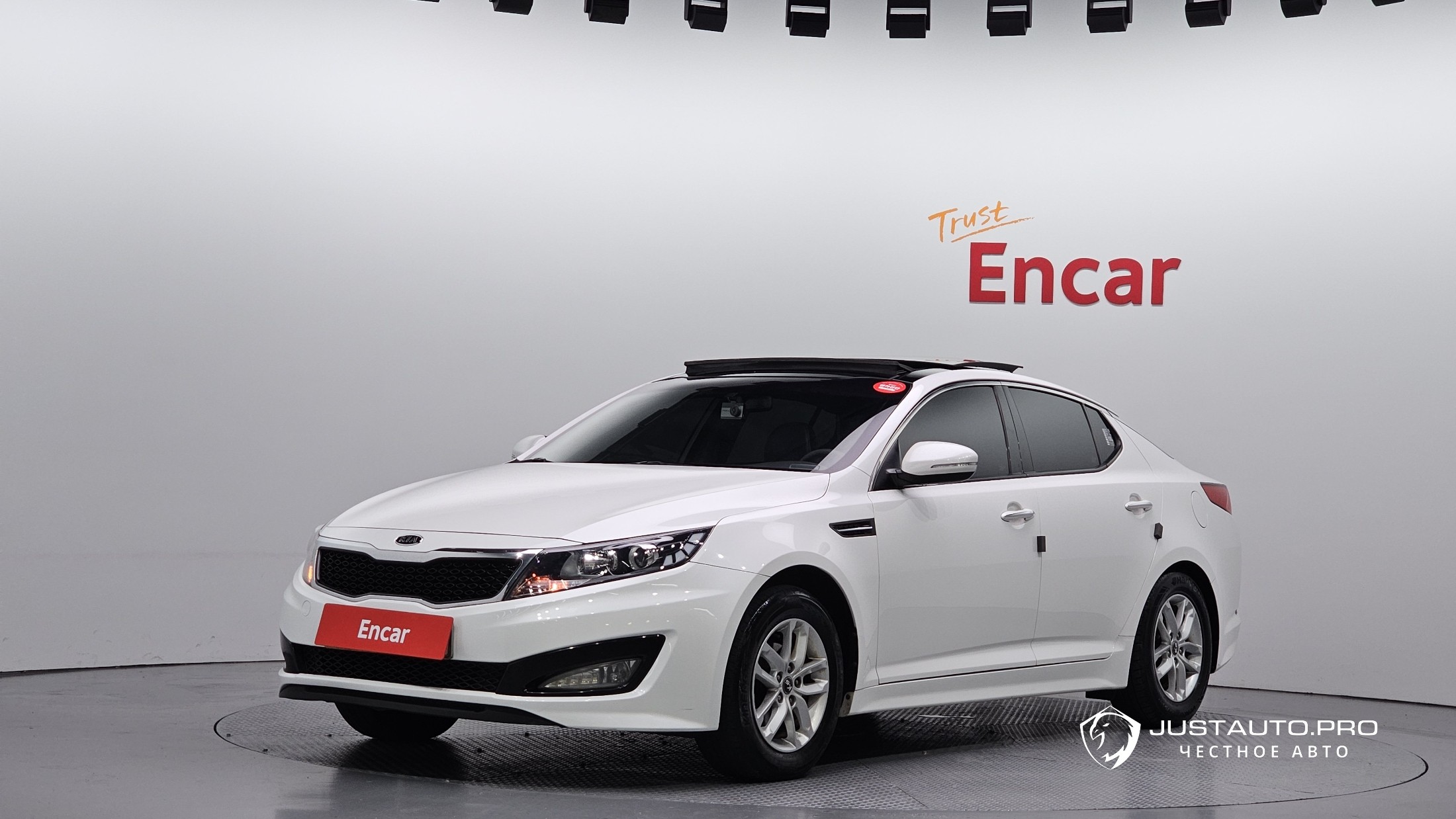 Автомобиль Kia K5