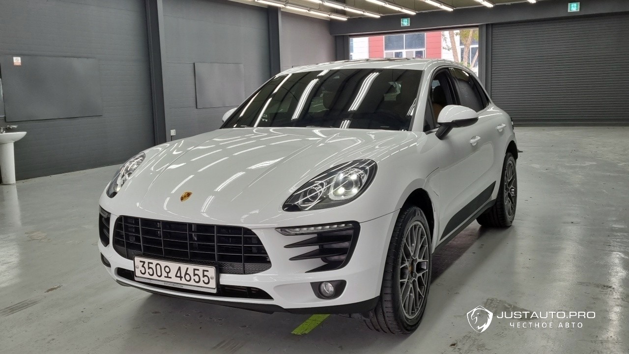 Автомобиль Porsche Macan