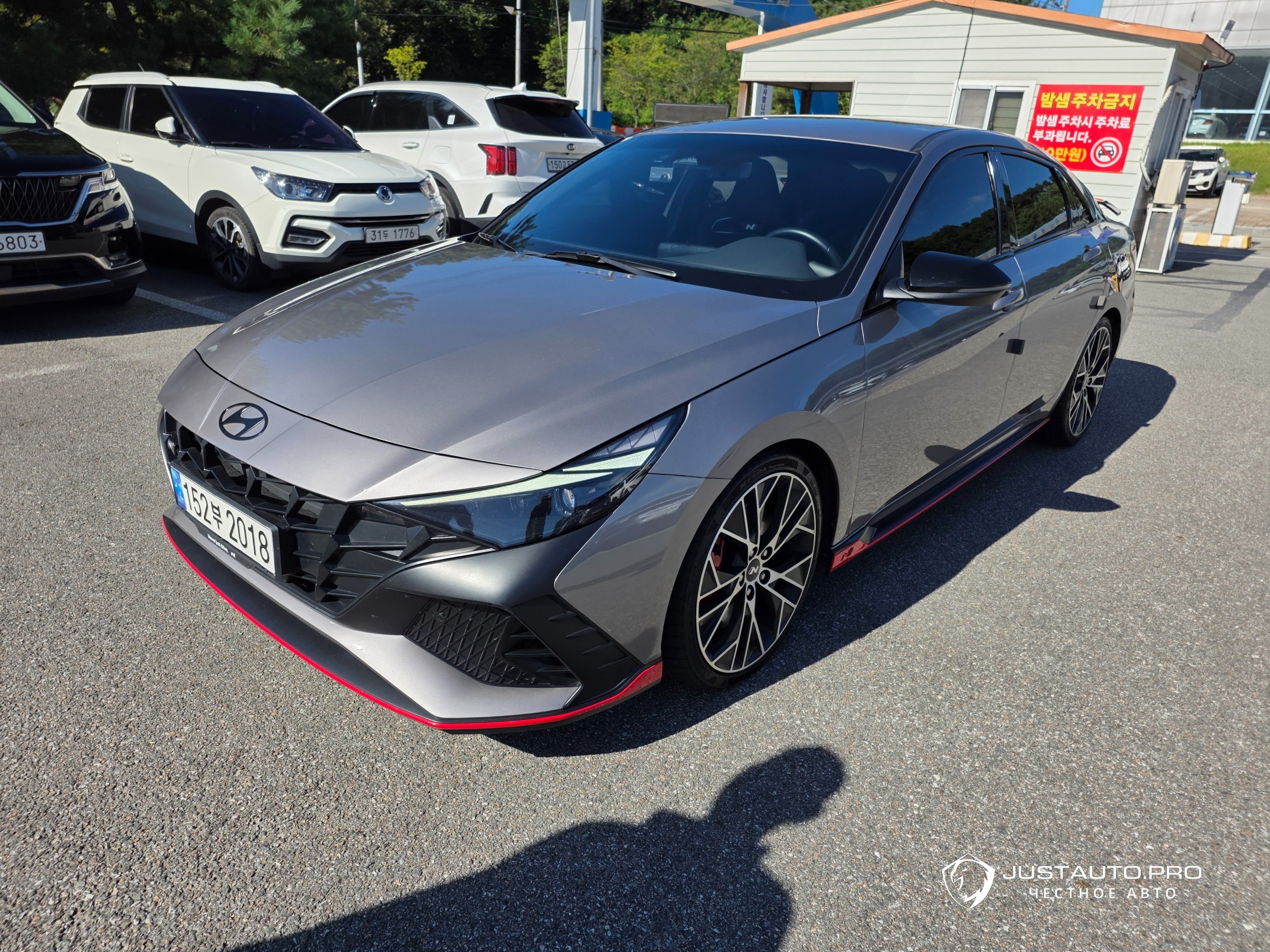 Автомобиль Hyundai AVANTE