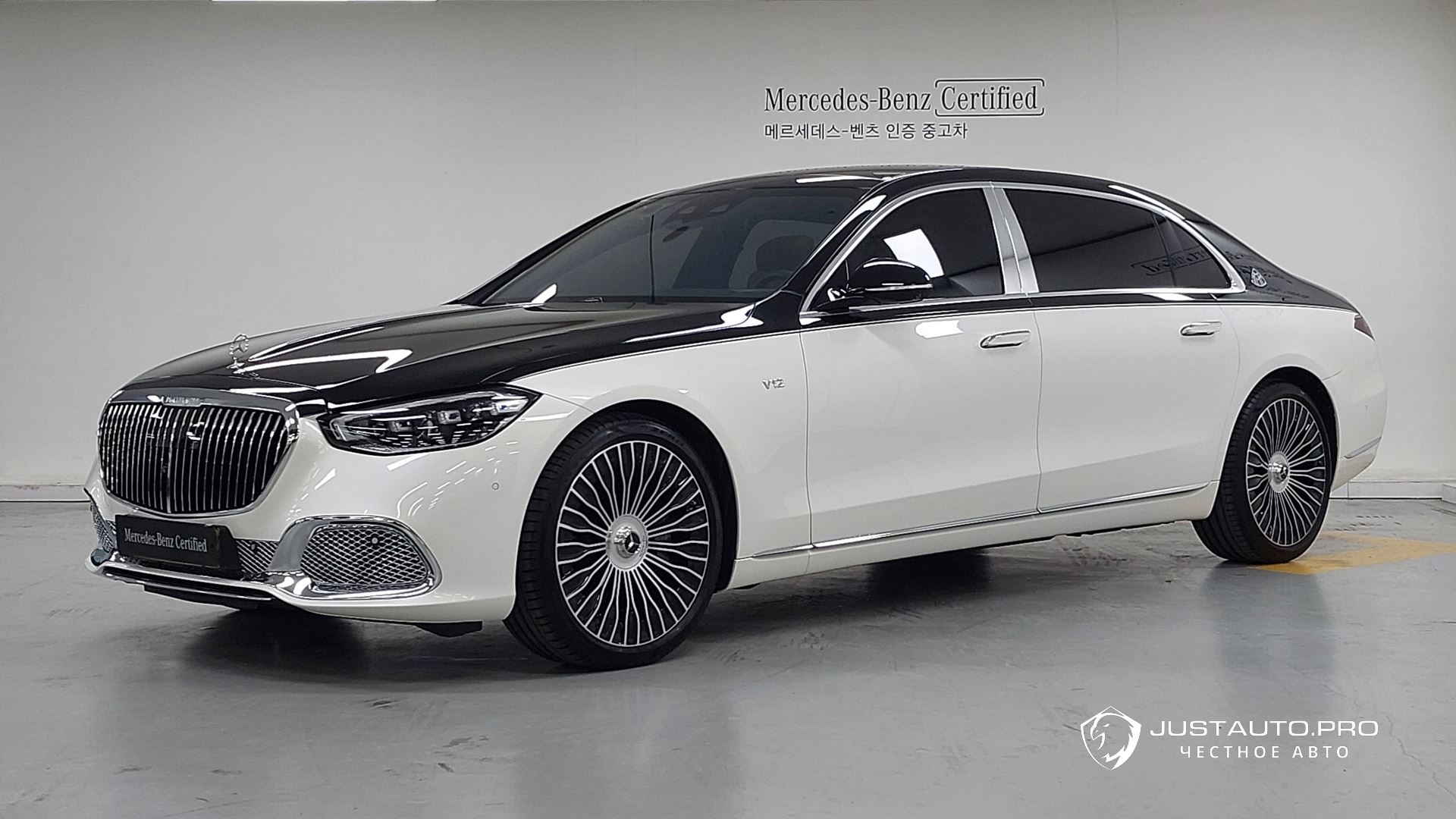 Автомобиль Mercedes-Benz S-Class