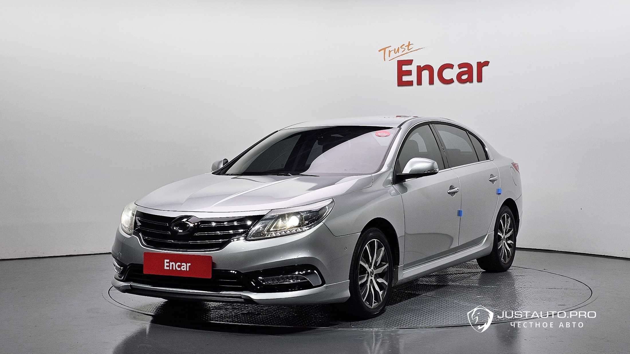 Автомобиль Renault-KoreaSamsung SM5 