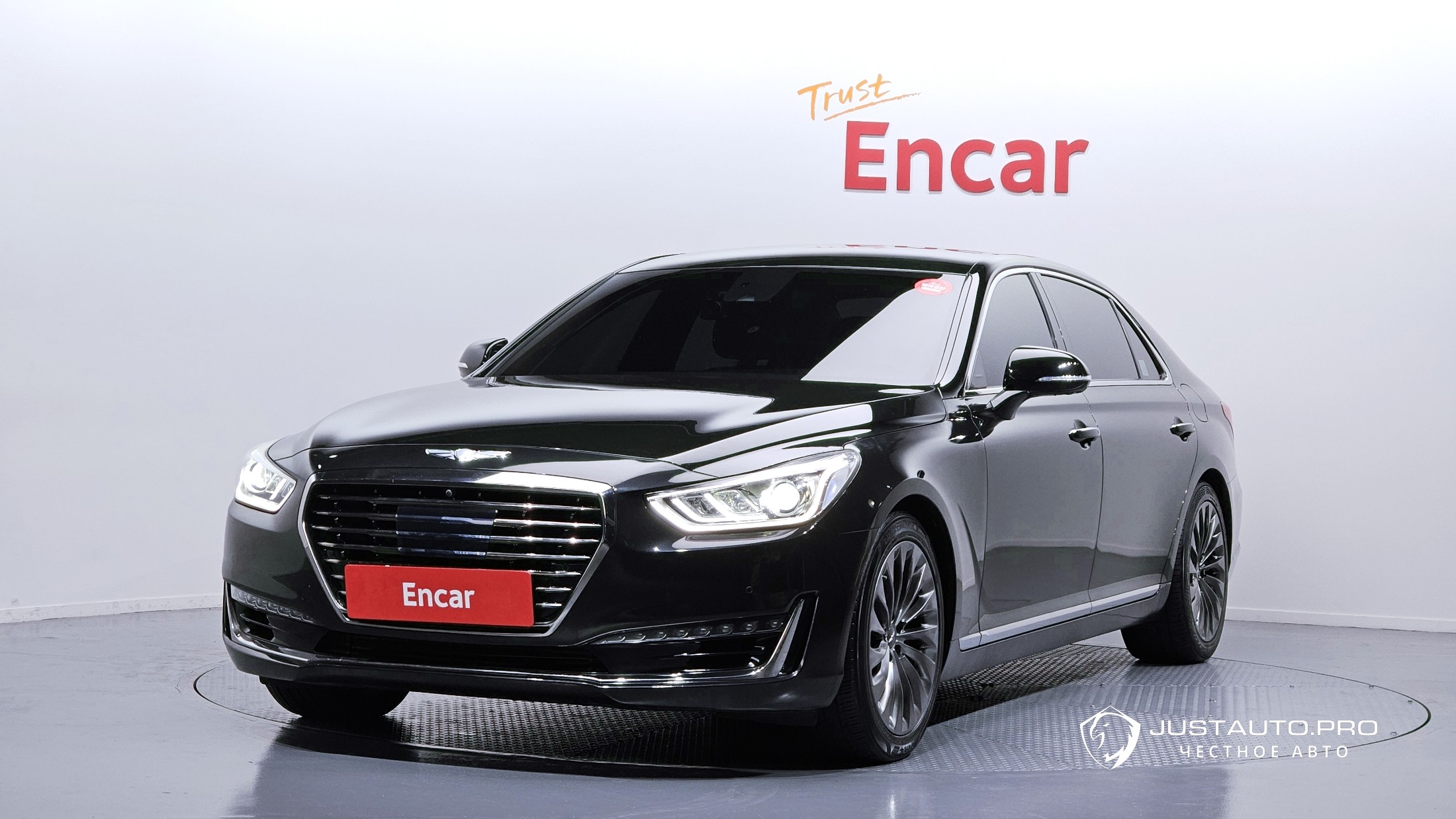 Автомобиль Genesis EQ900