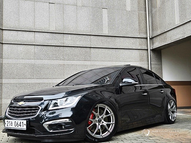 Автомобиль ChevroletGMDaewoo Cruze