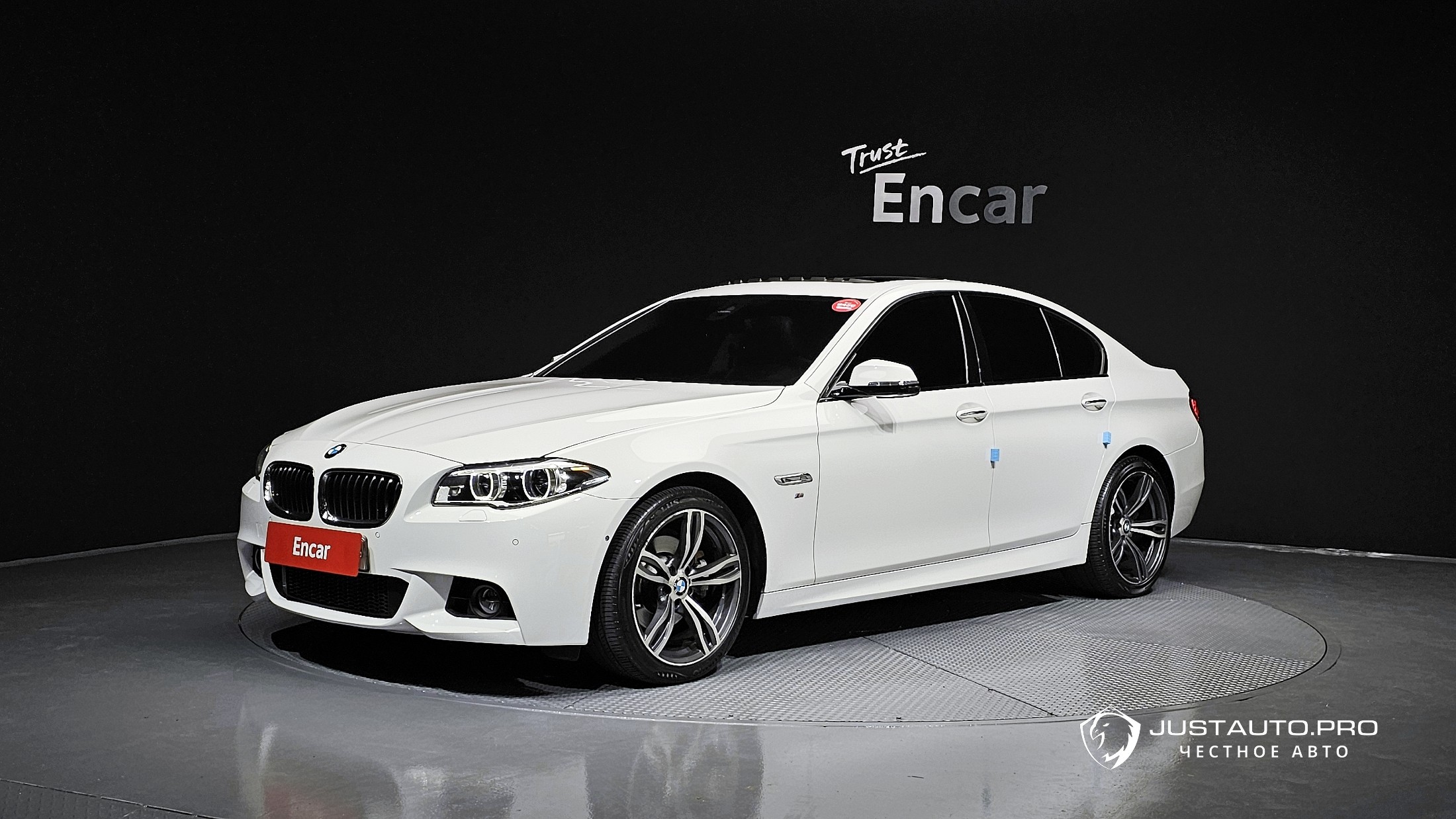 Автомобиль BMW 5-Series