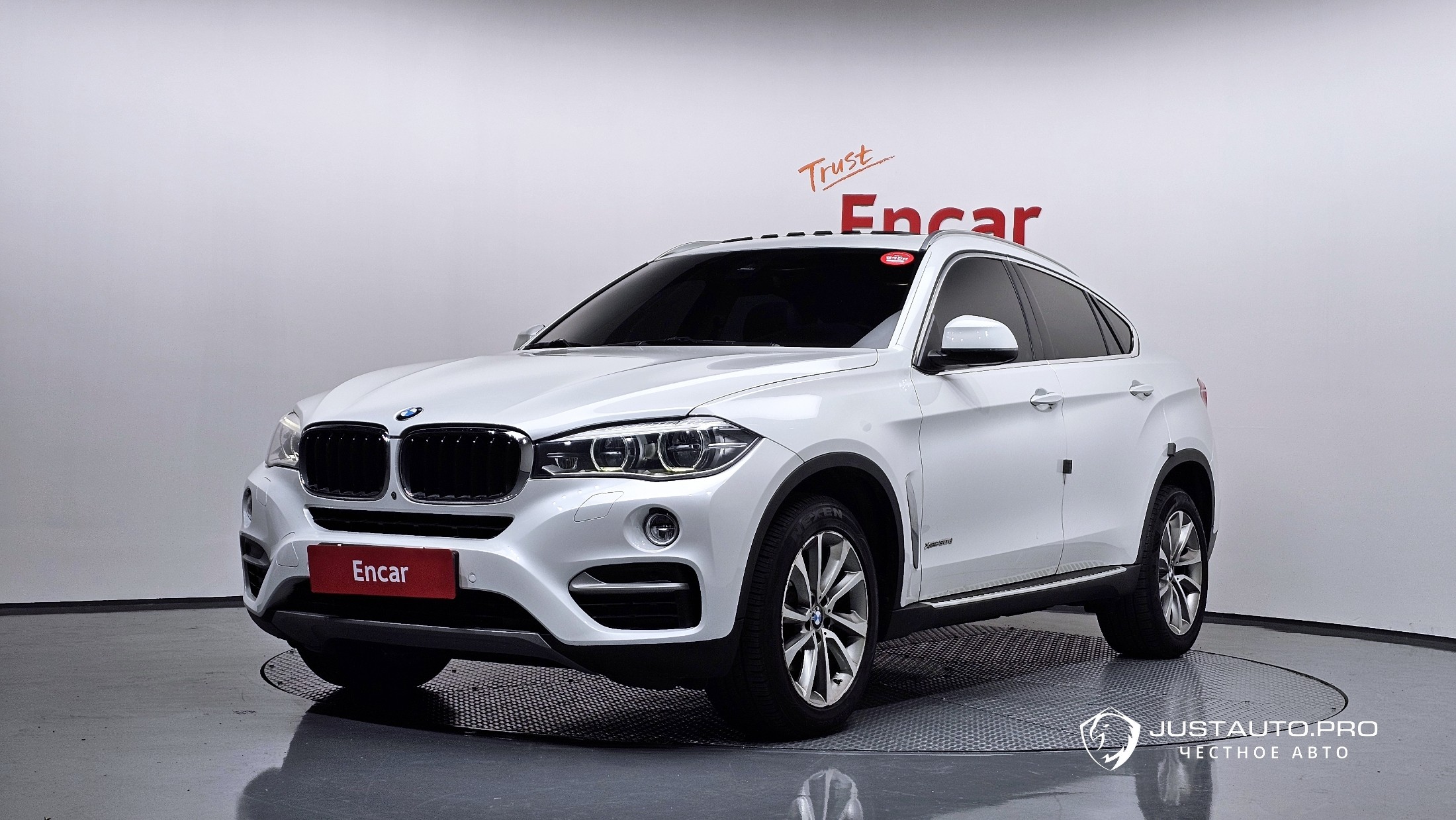 Автомобиль BMW X6