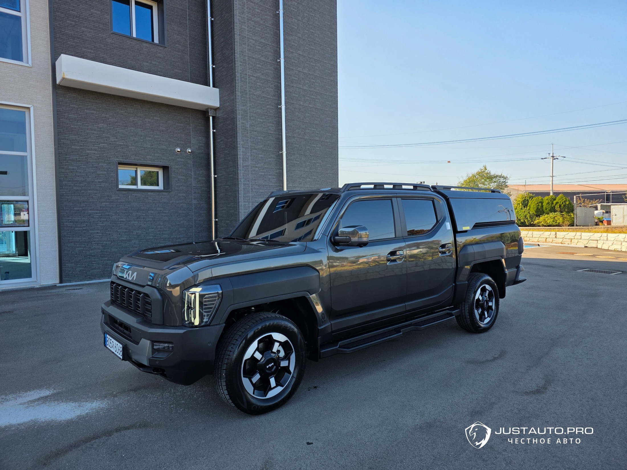 Автомобиль Kia Tasman