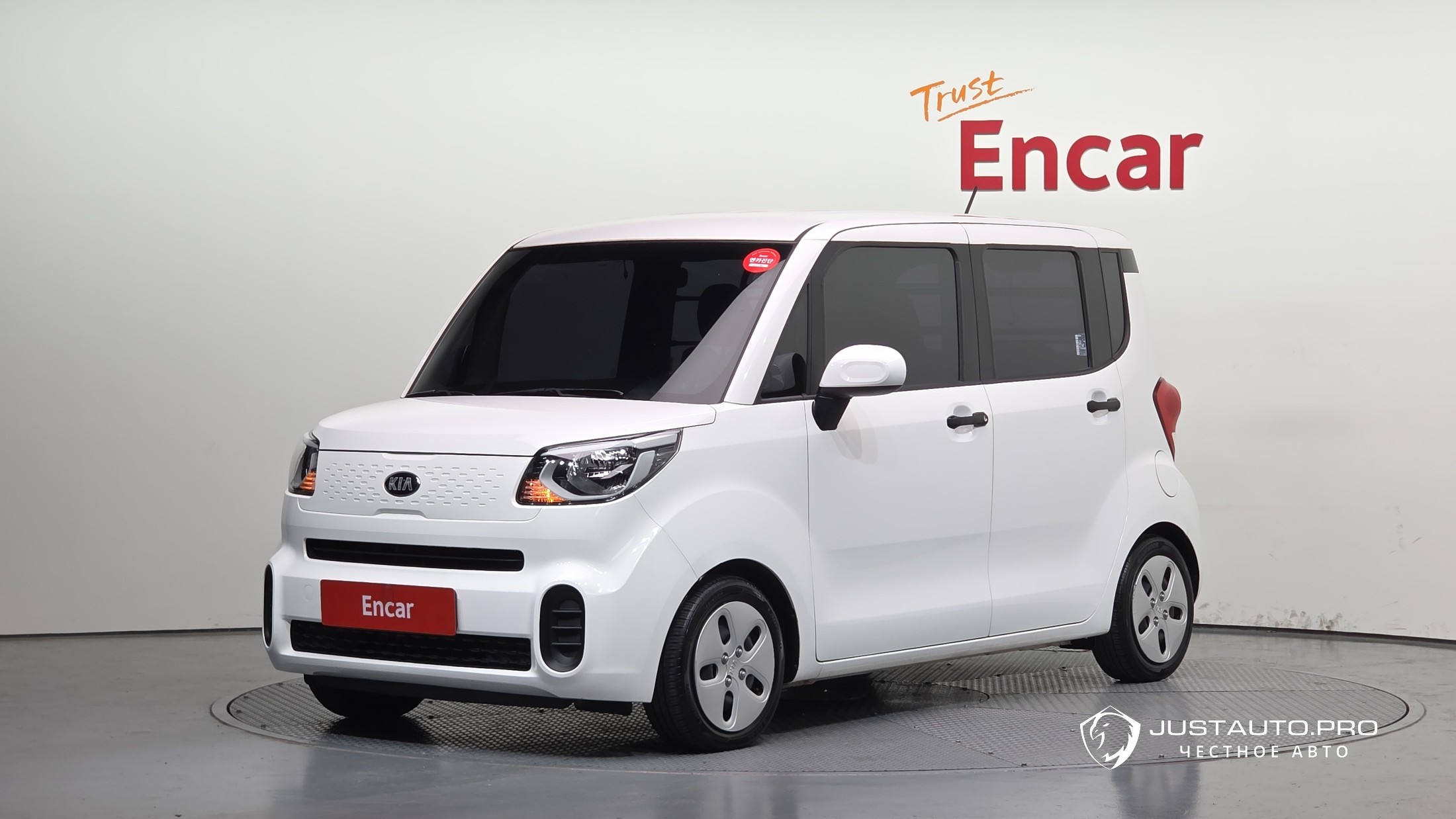 Автомобиль Kia RAY
