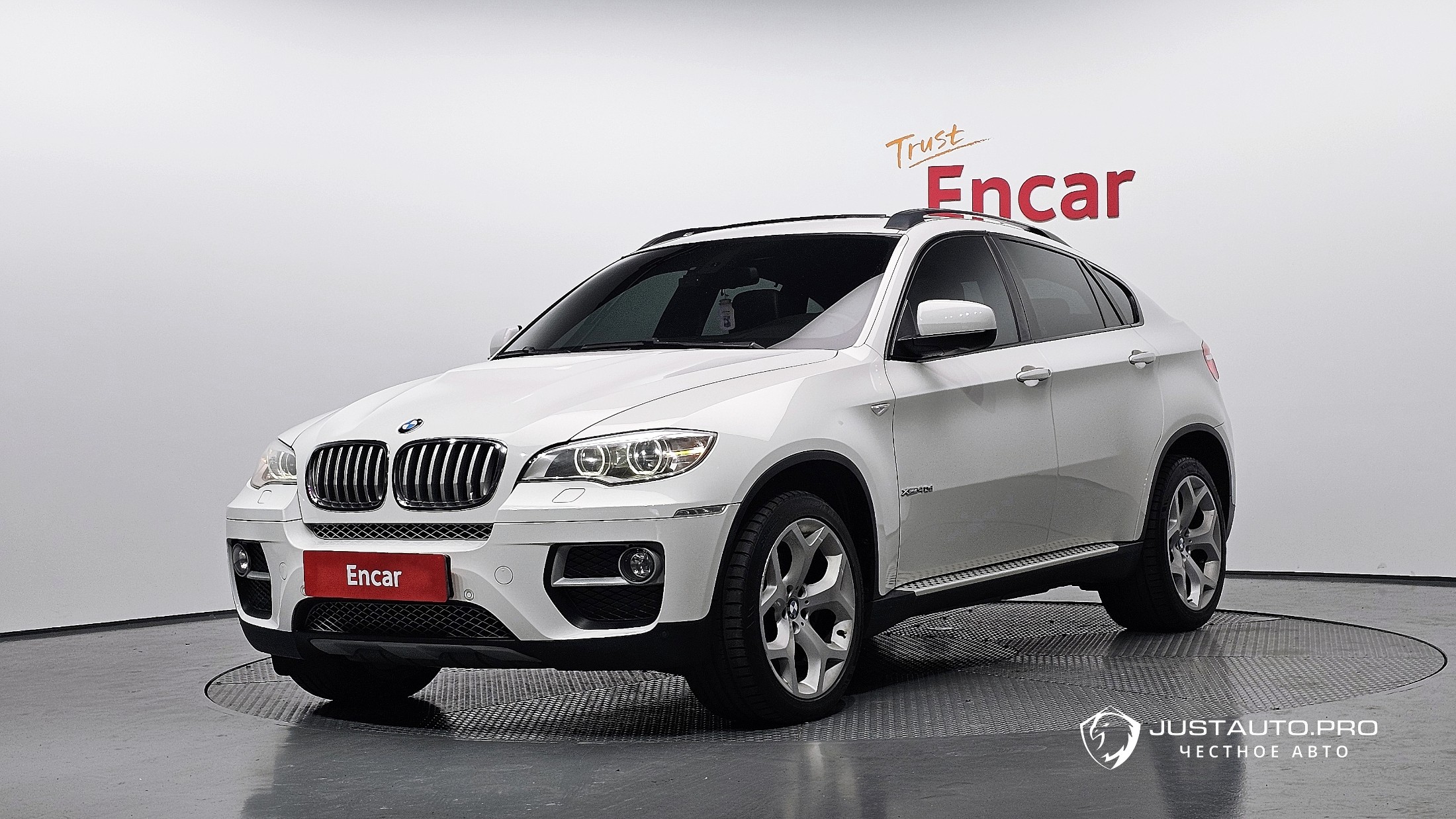 Автомобиль BMW X6