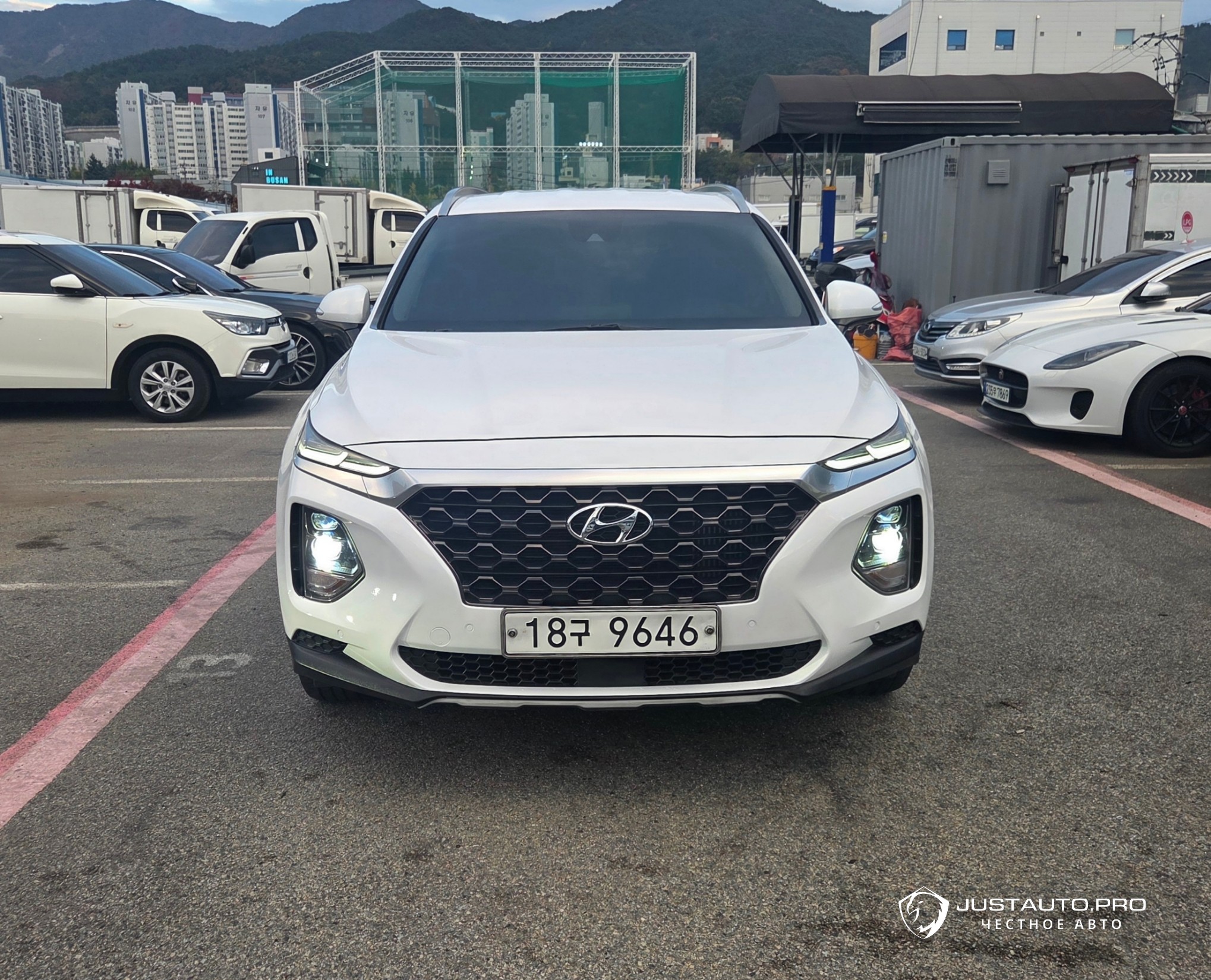 Автомобиль Hyundai Santafe