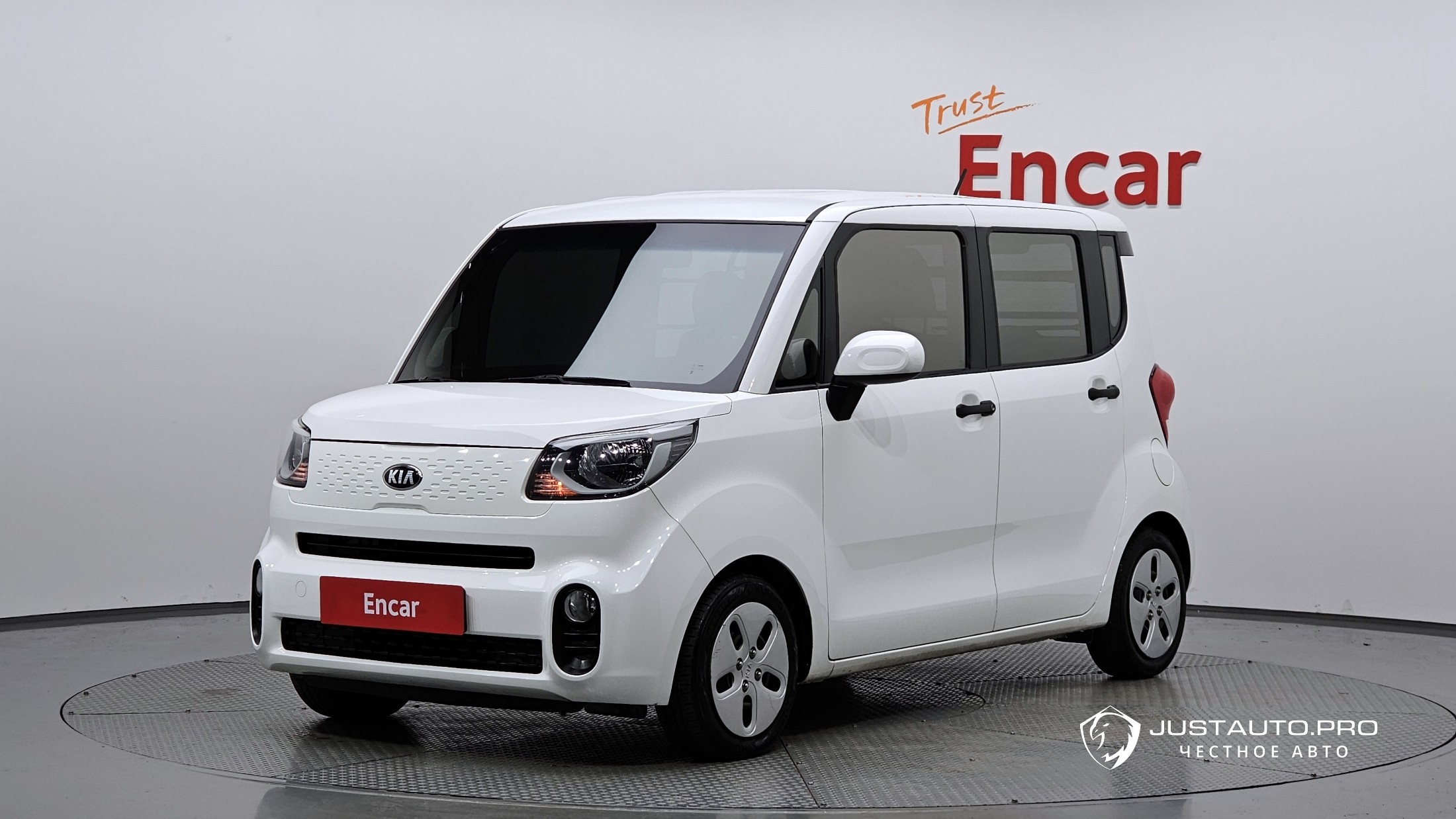 Автомобиль Kia RAY