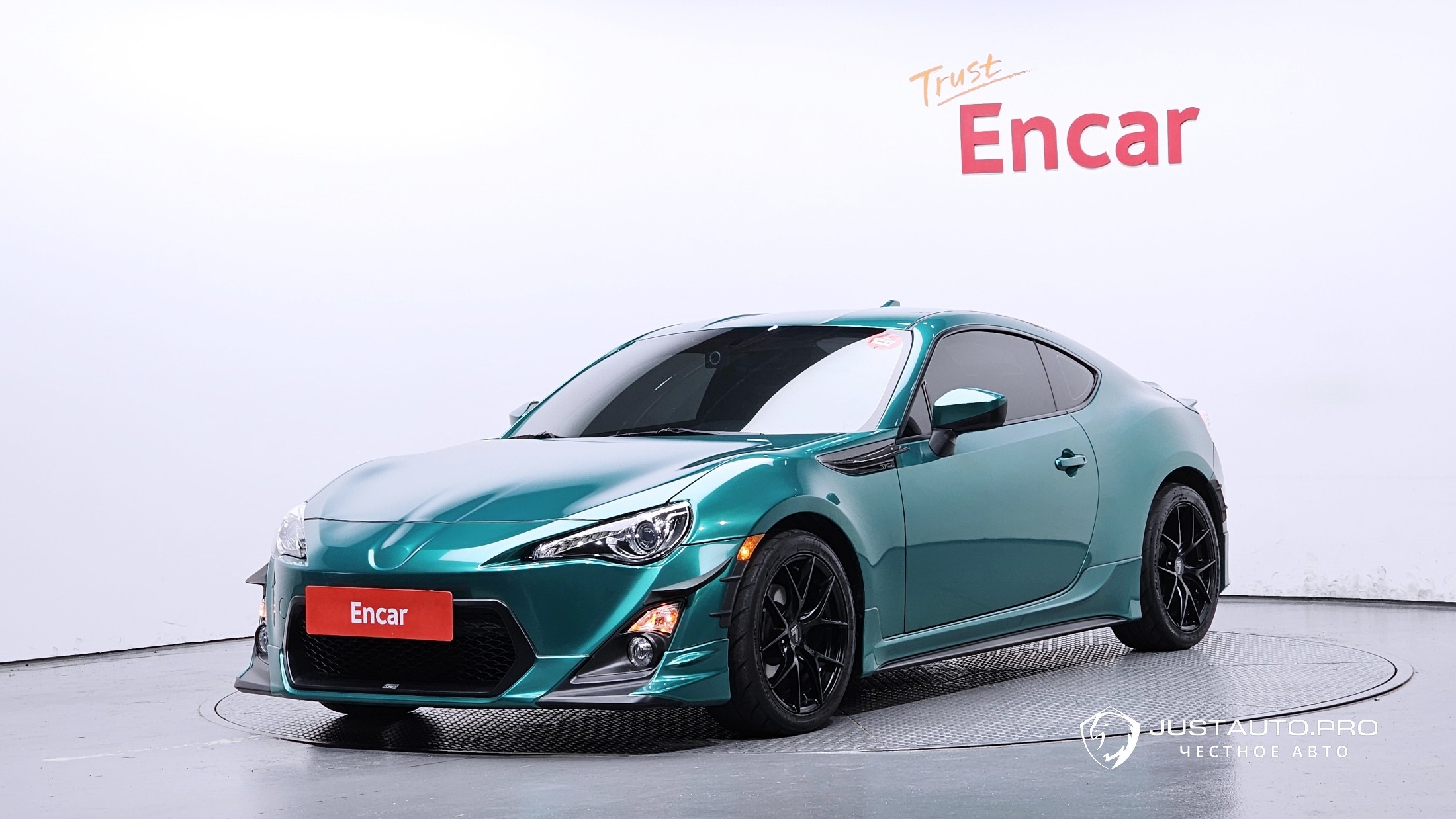 Автомобиль Toyota 86