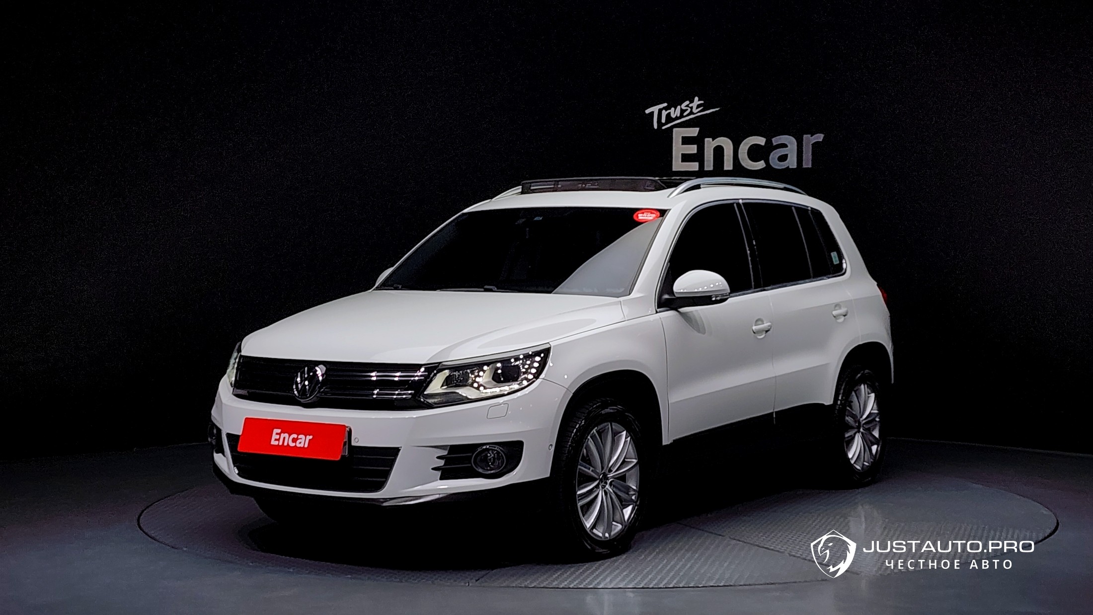 Автомобиль Volkswagen Tiguan