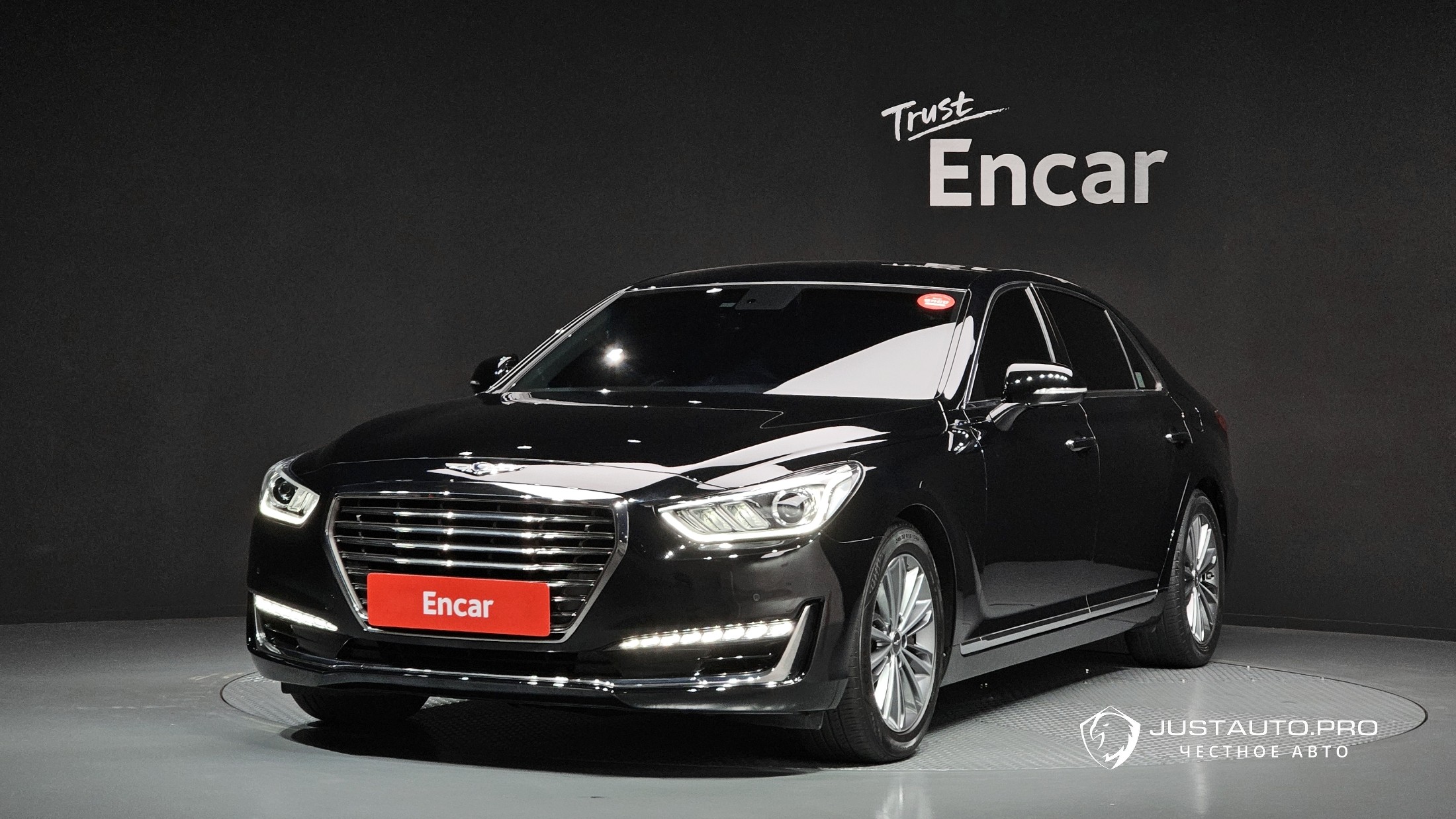 Автомобиль Genesis EQ900