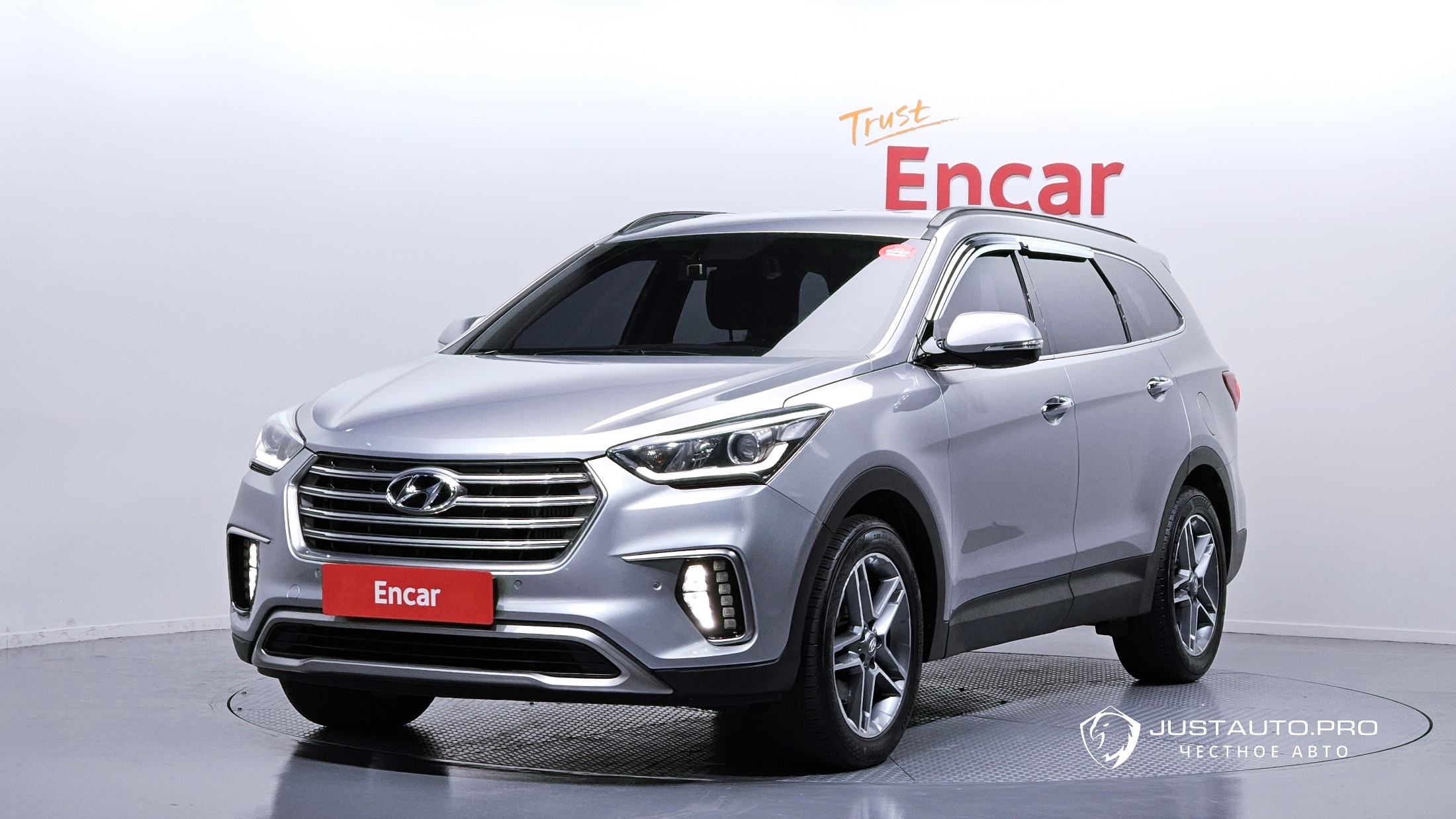 Автомобиль Hyundai Maxcruz