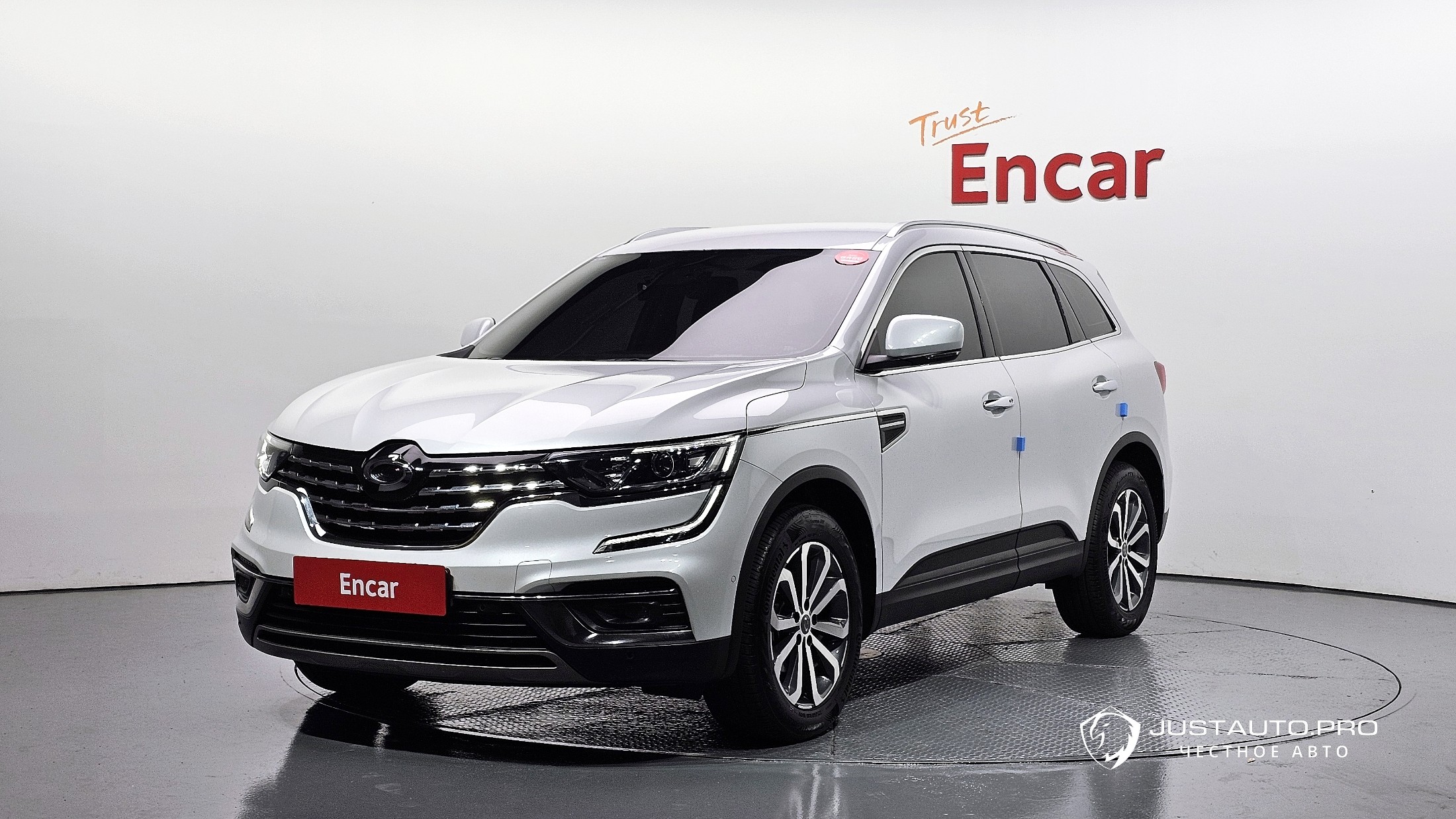 Автомобиль Renault-KoreaSamsung QM6