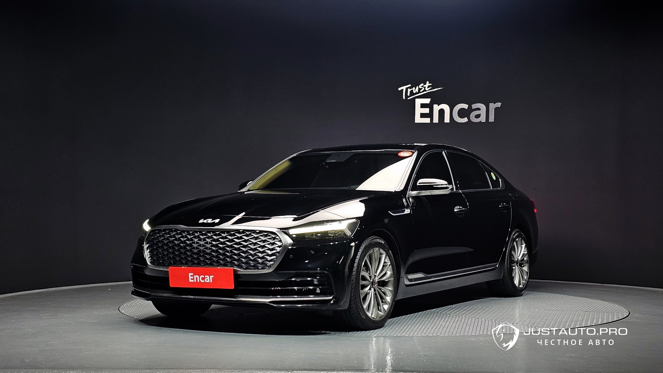 Автомобиль Kia K9