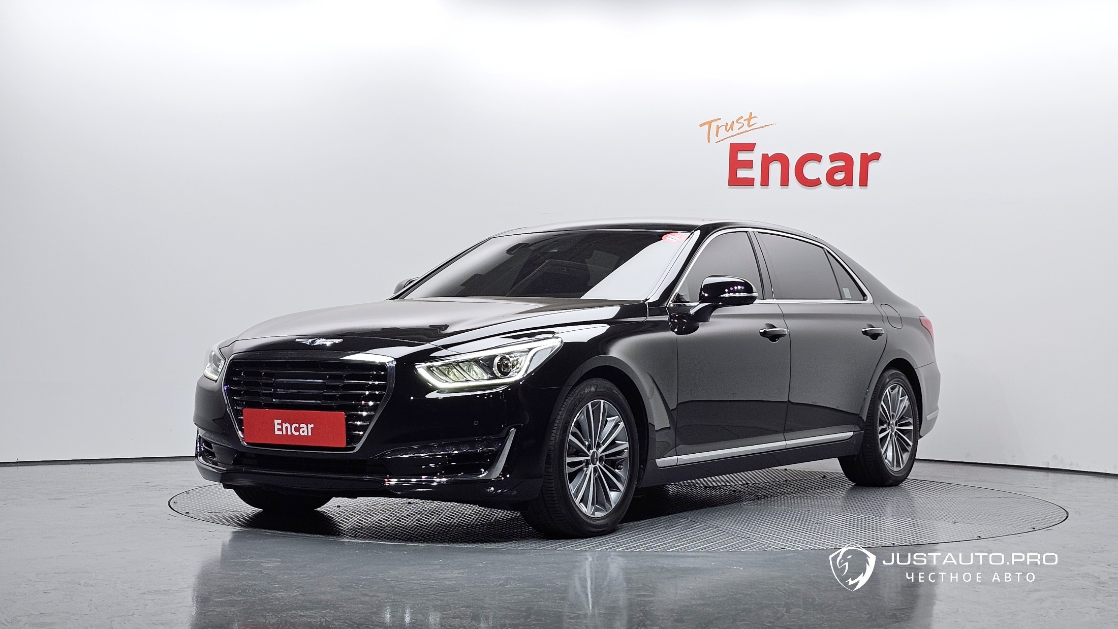 Автомобиль Genesis EQ900