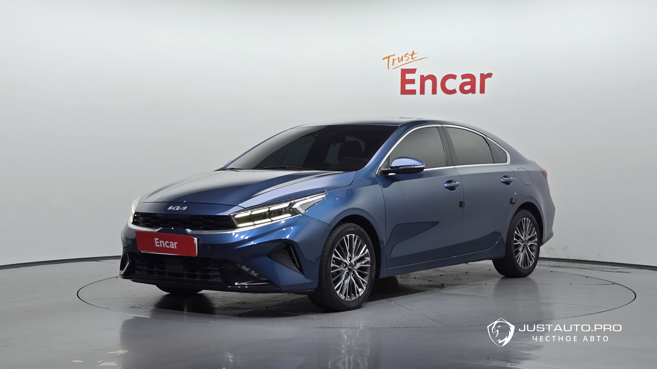 Автомобиль Kia K3