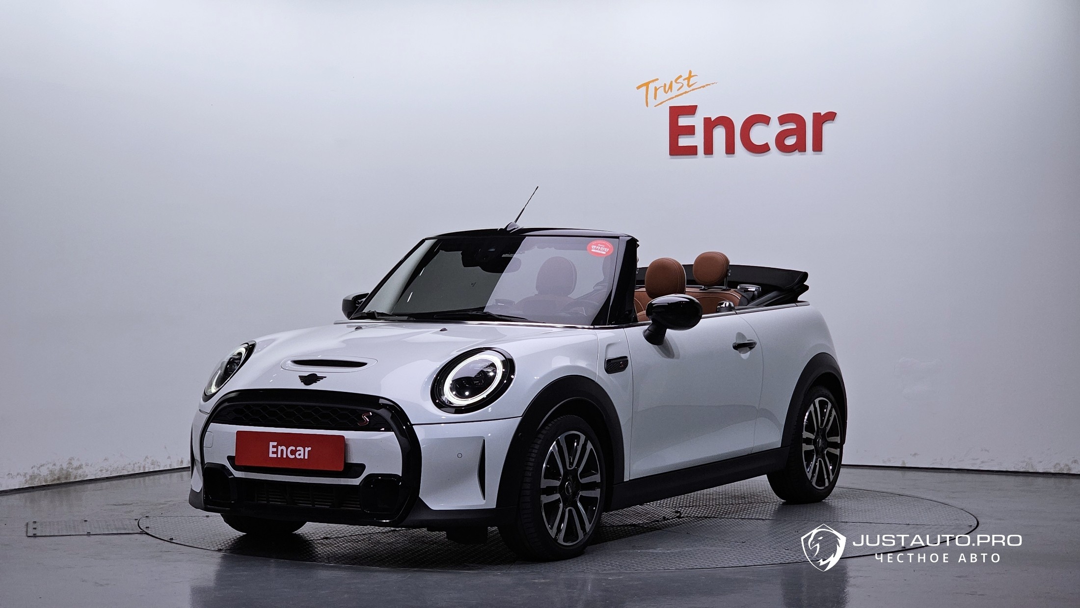 Автомобиль Mini Cooper Convertible