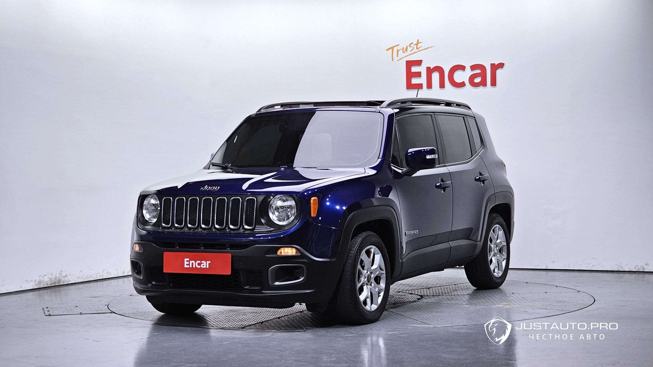 Автомобиль Jeep Renegade