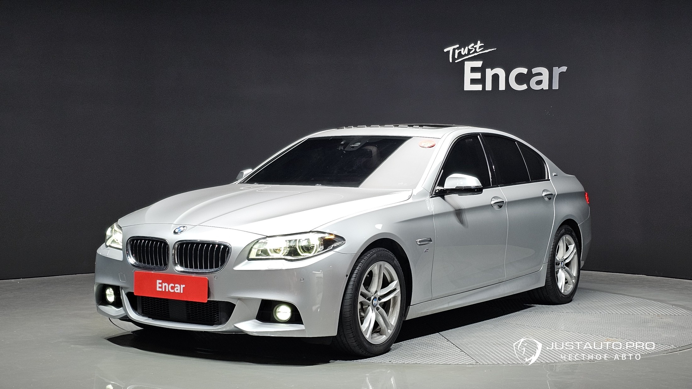 Автомобиль BMW 5-Series