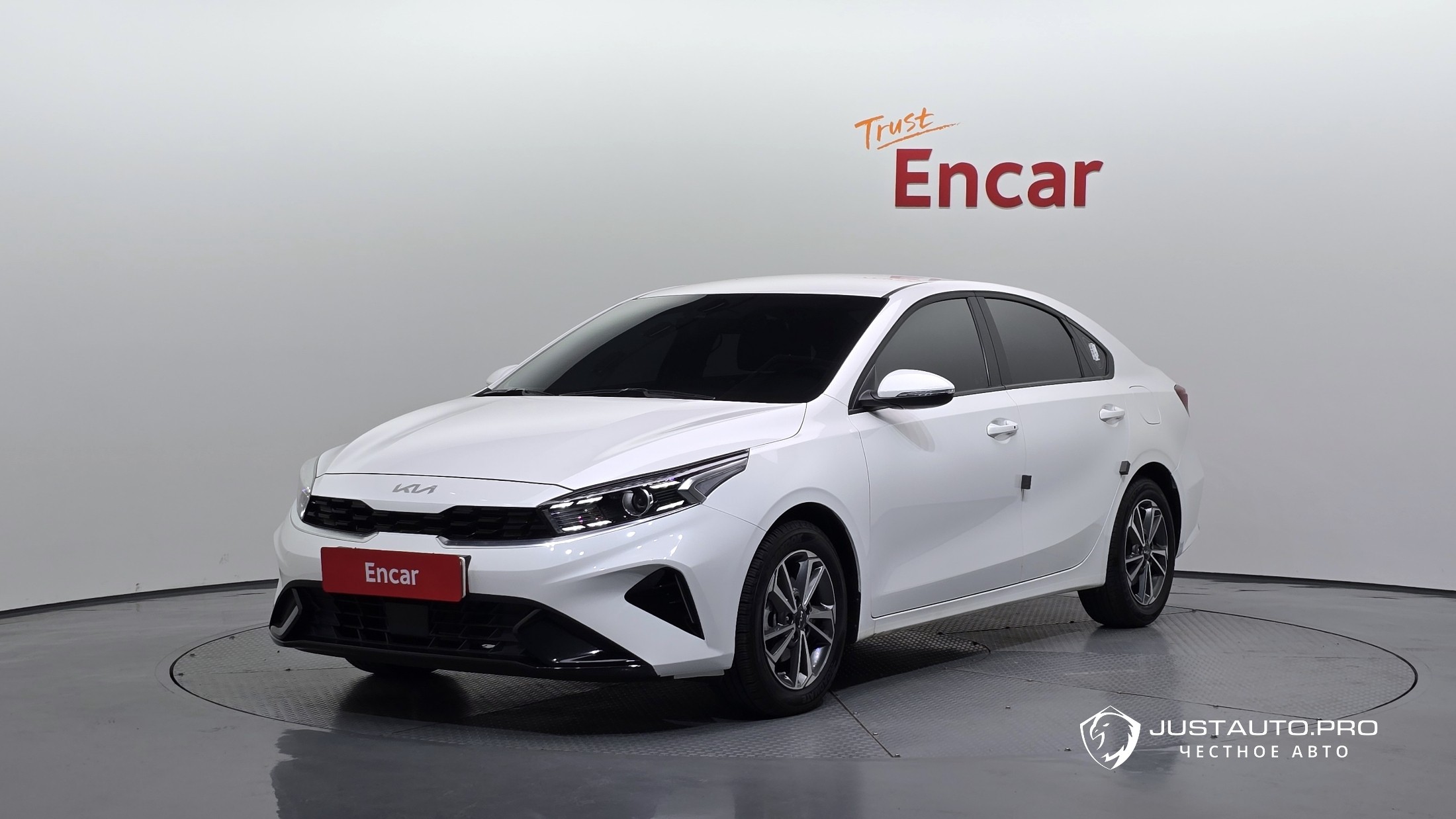 Автомобиль Kia K3