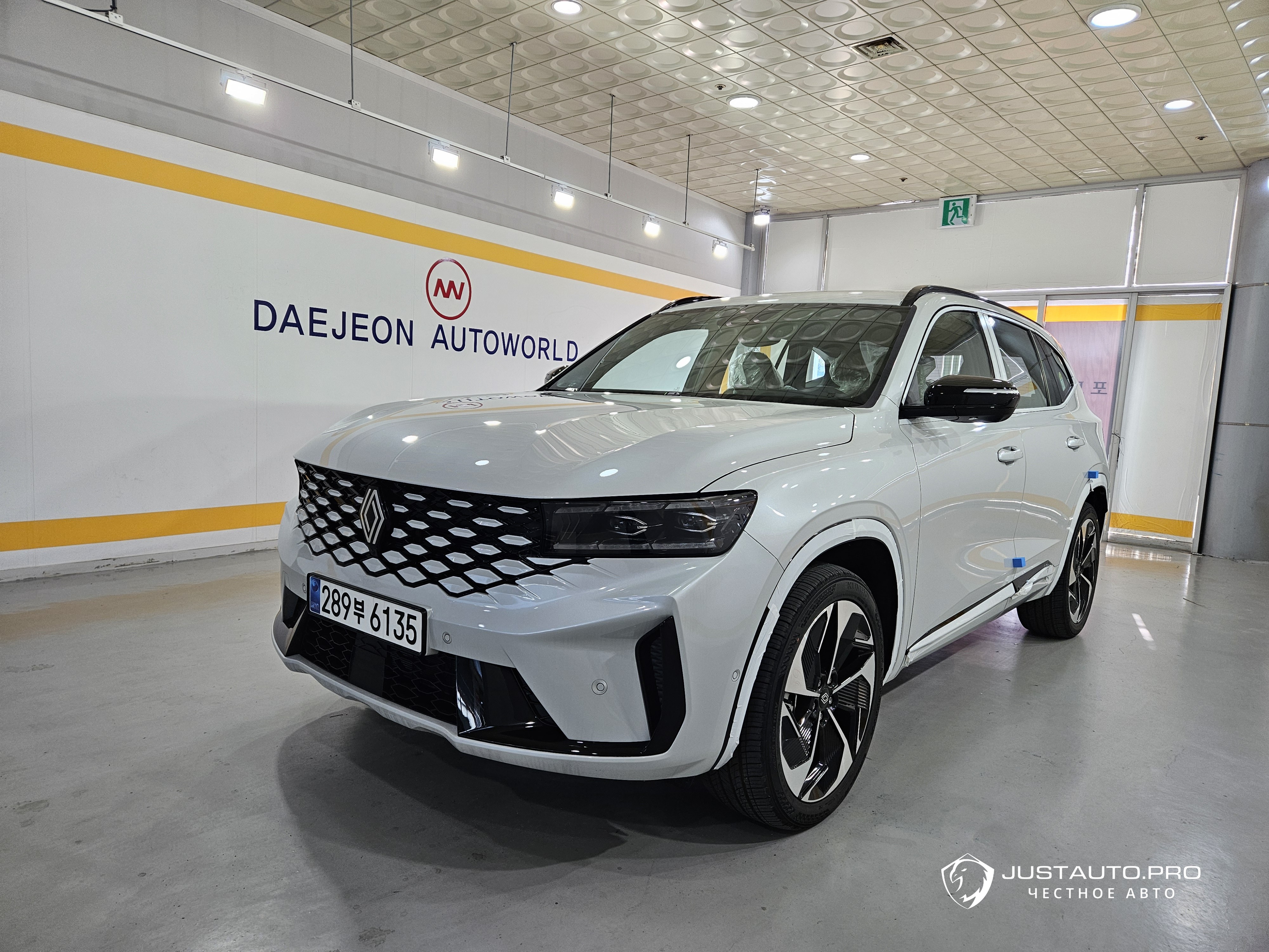 Автомобиль Renault-KoreaSamsung Grand Koleos