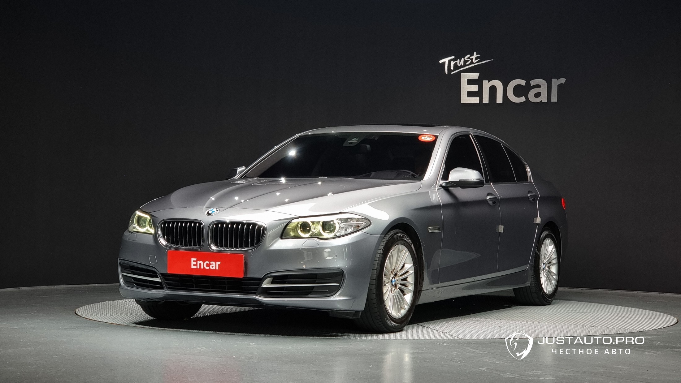 Автомобиль BMW 5-Series