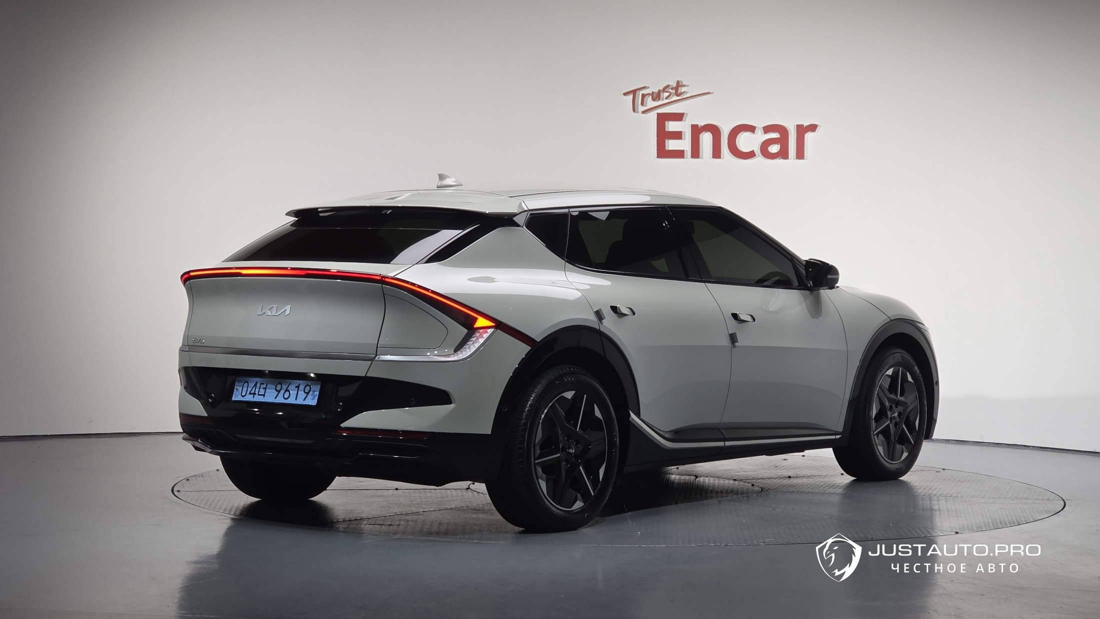 Автомобиль Kia EV6