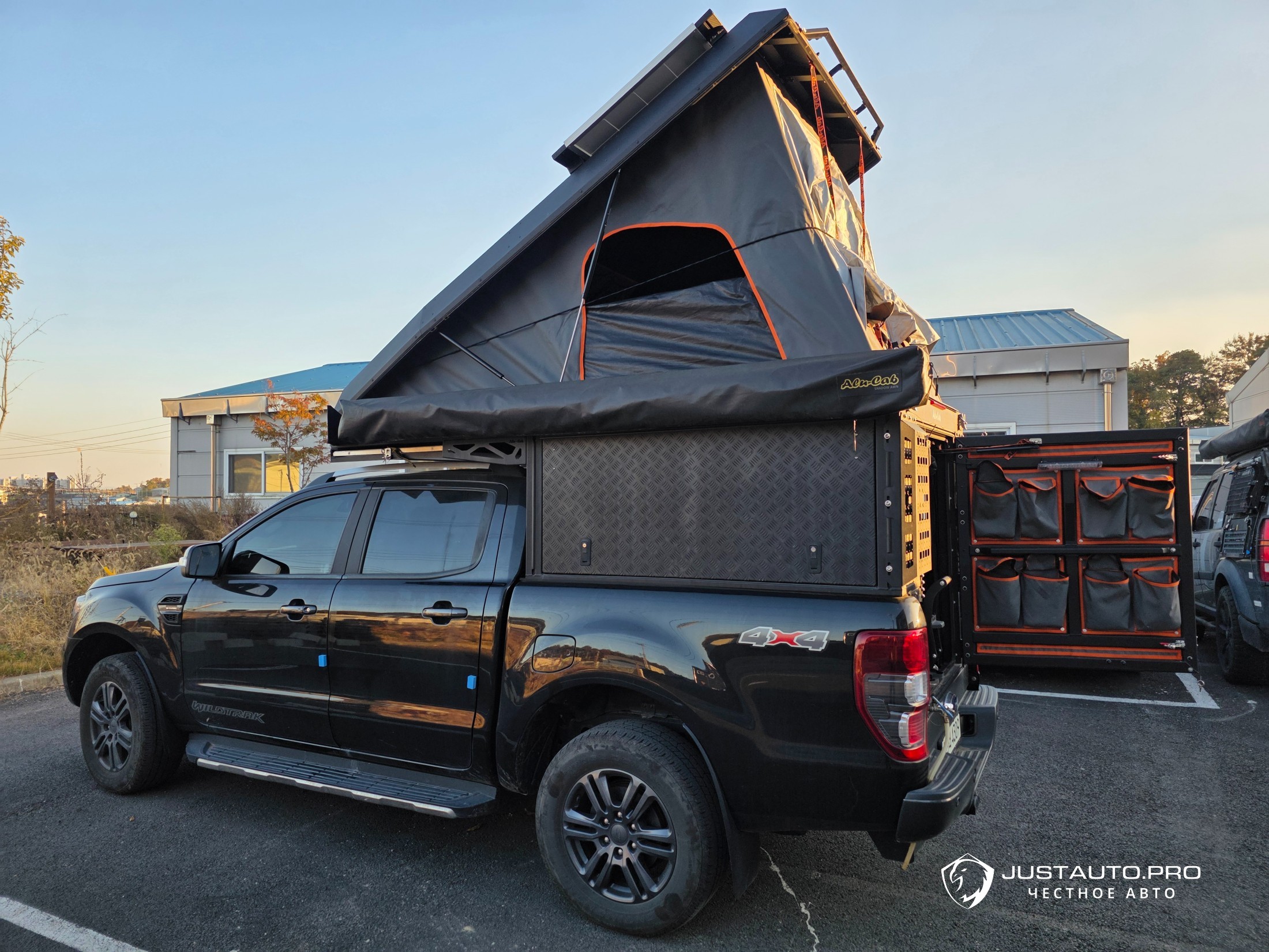 Автомобиль Ford Ranger