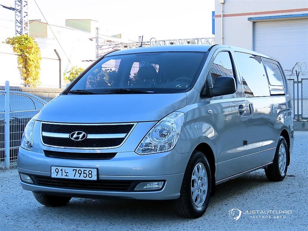 Автомобиль Hyundai Starex