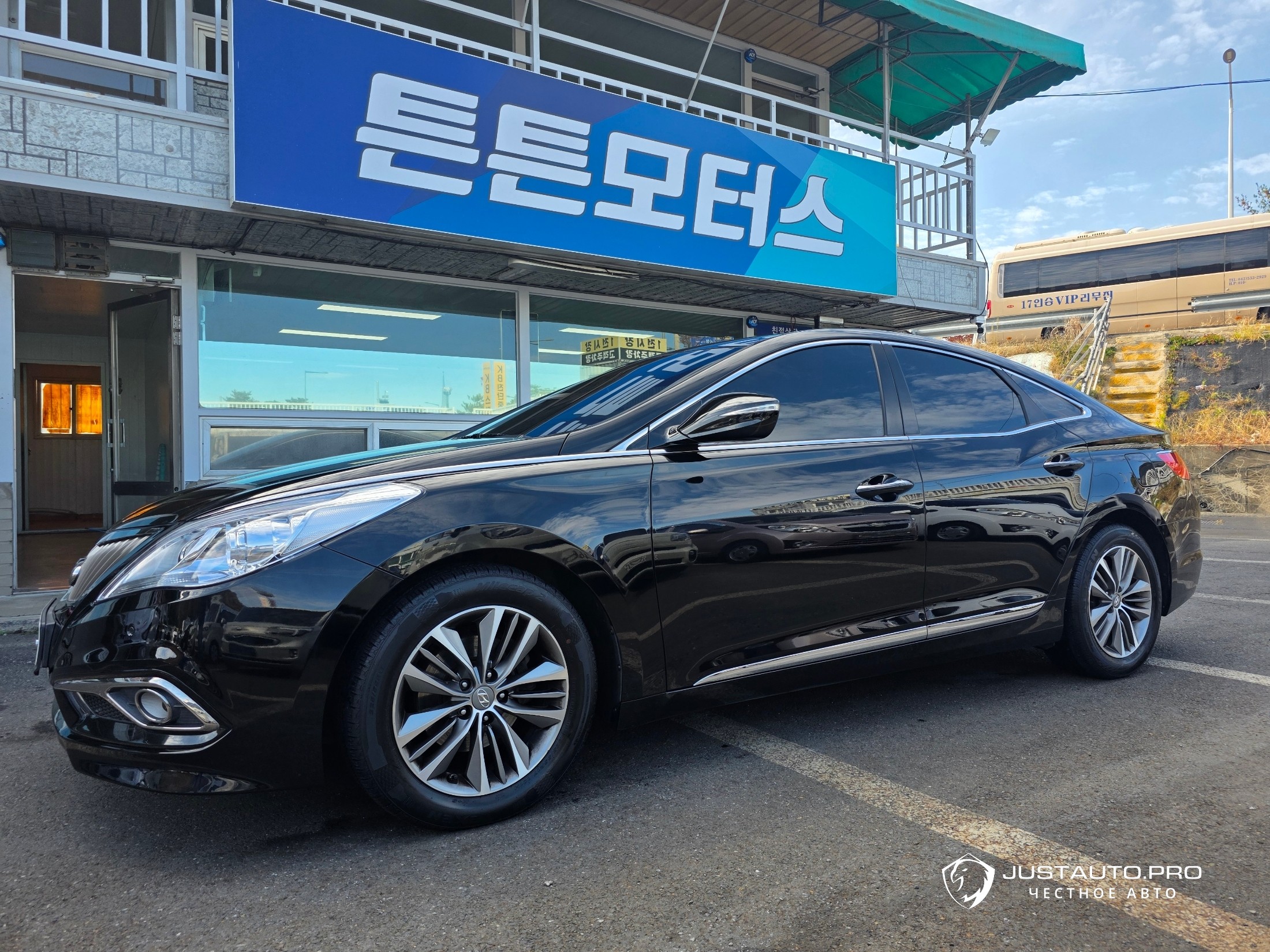 Автомобиль Hyundai Grandeur