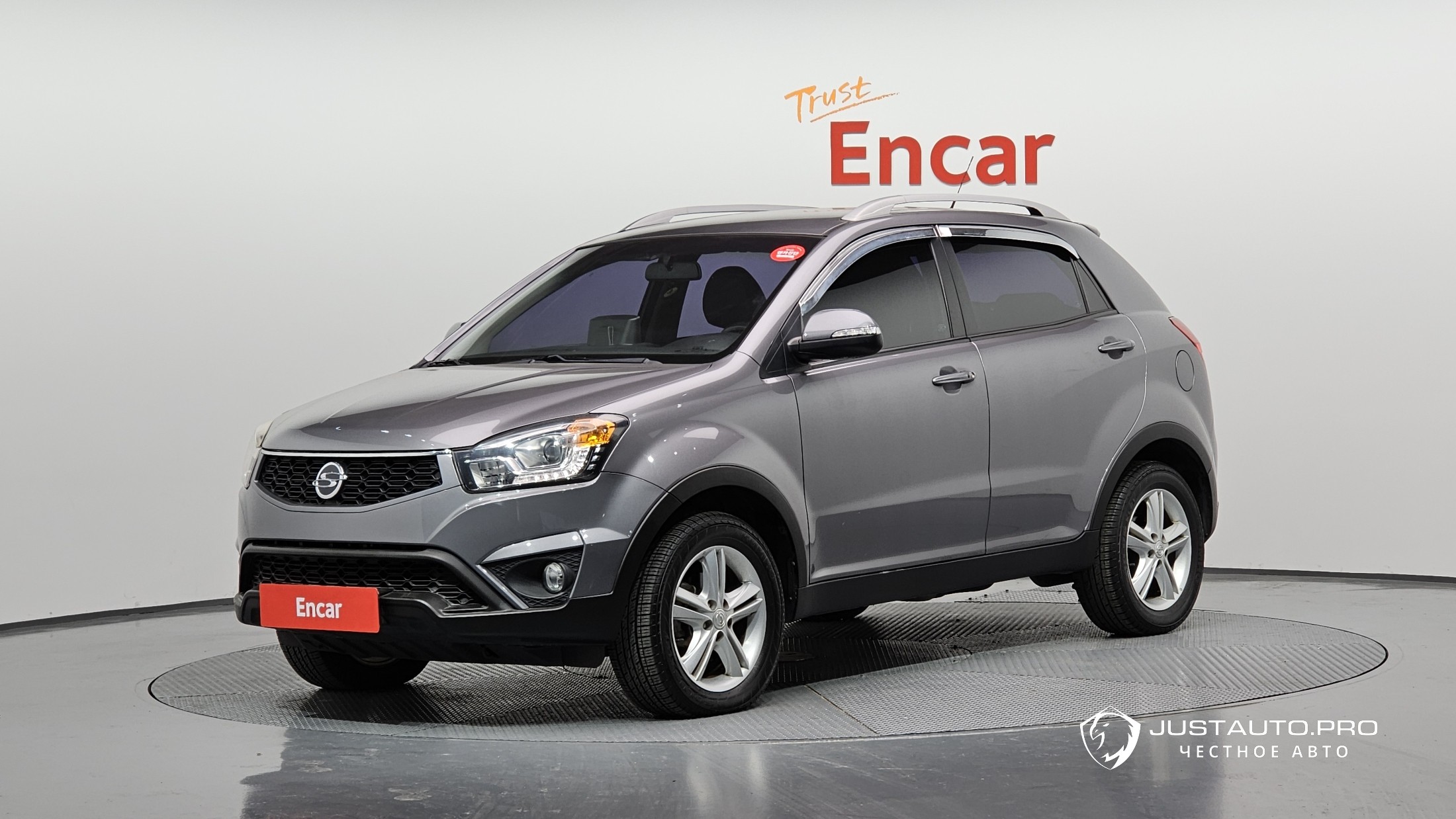 Автомобиль KG_Mobility_Ssangyong KORANDO