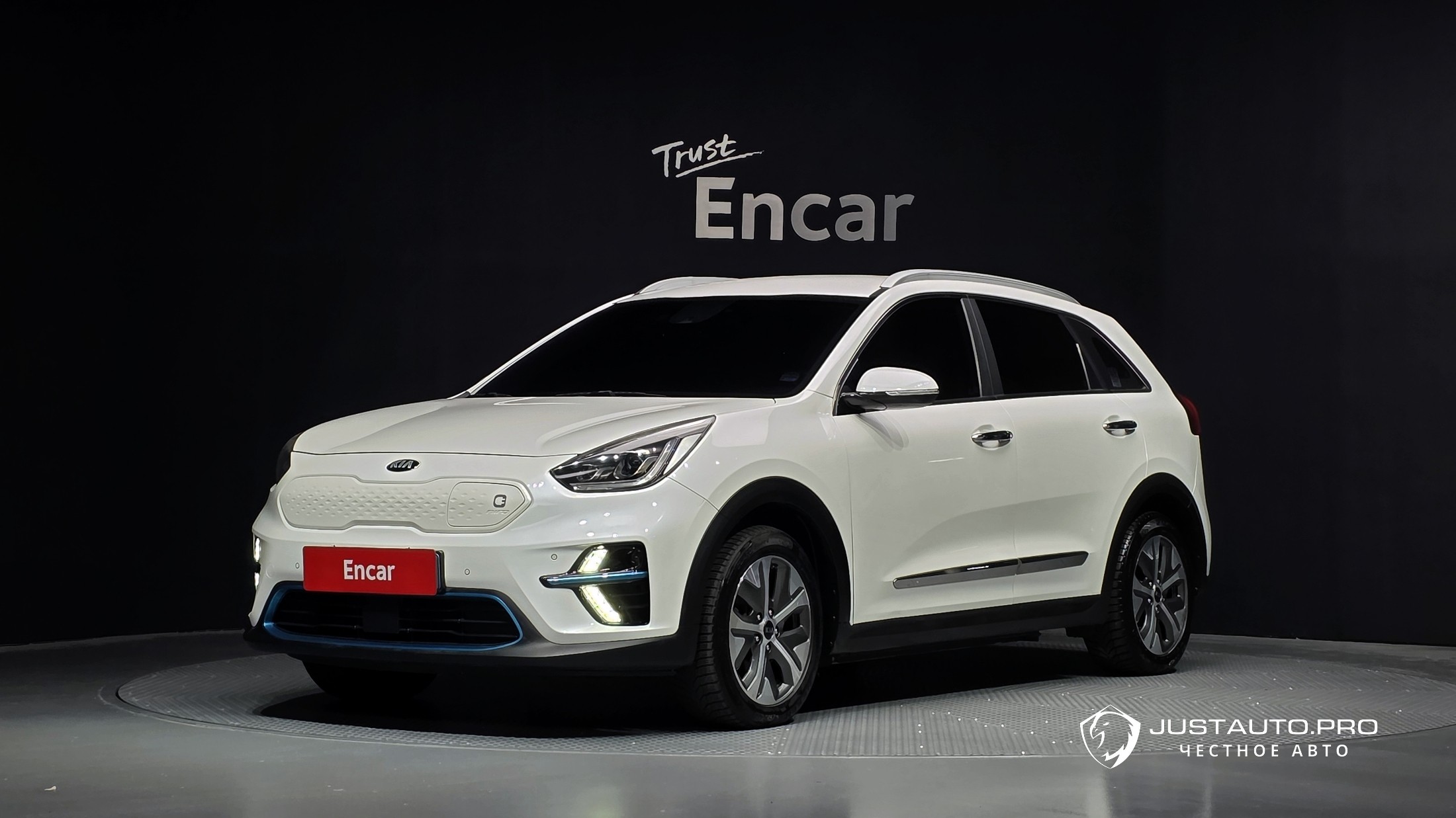 Автомобиль Kia Niro