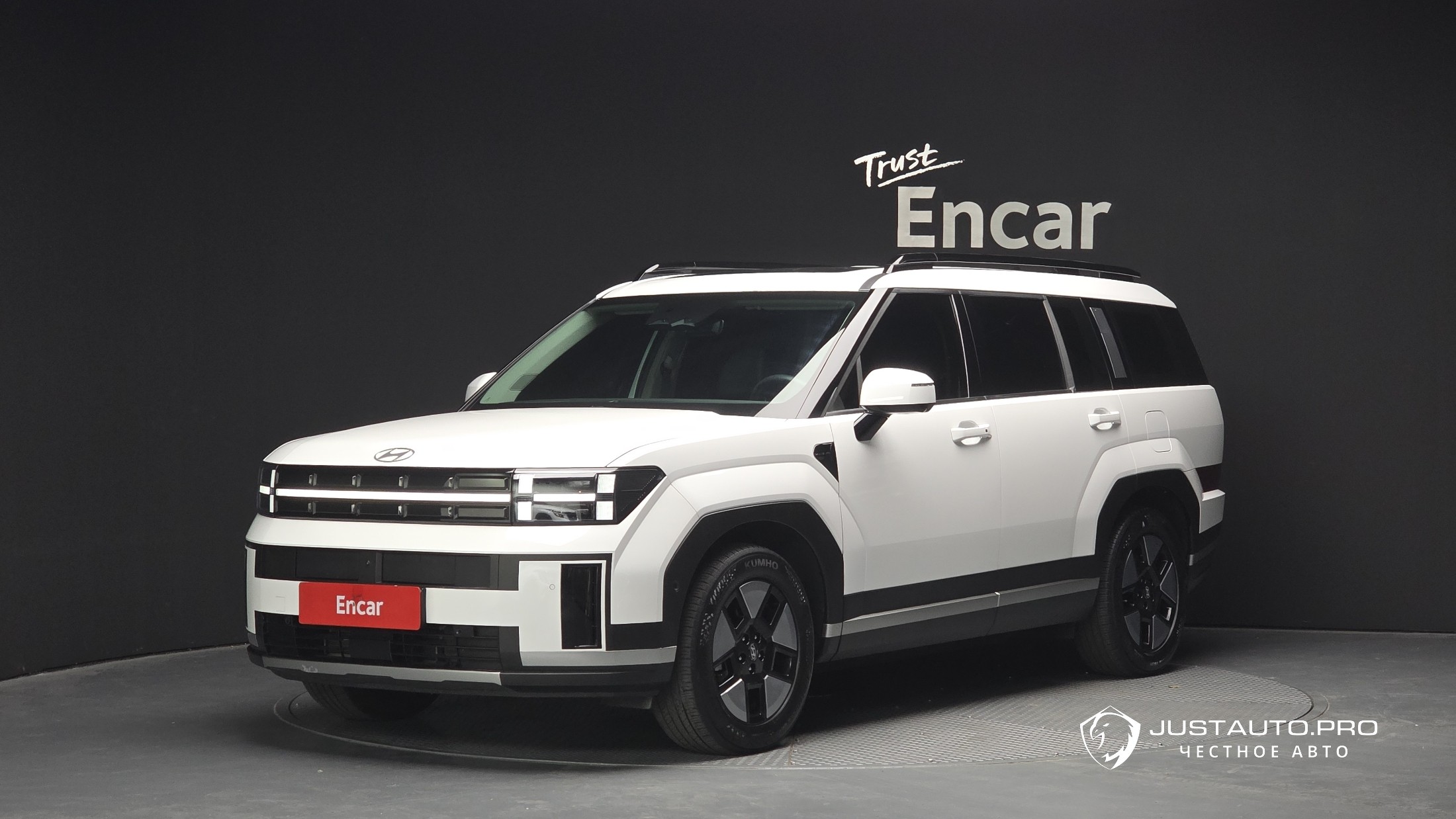 Автомобиль Hyundai Santafe