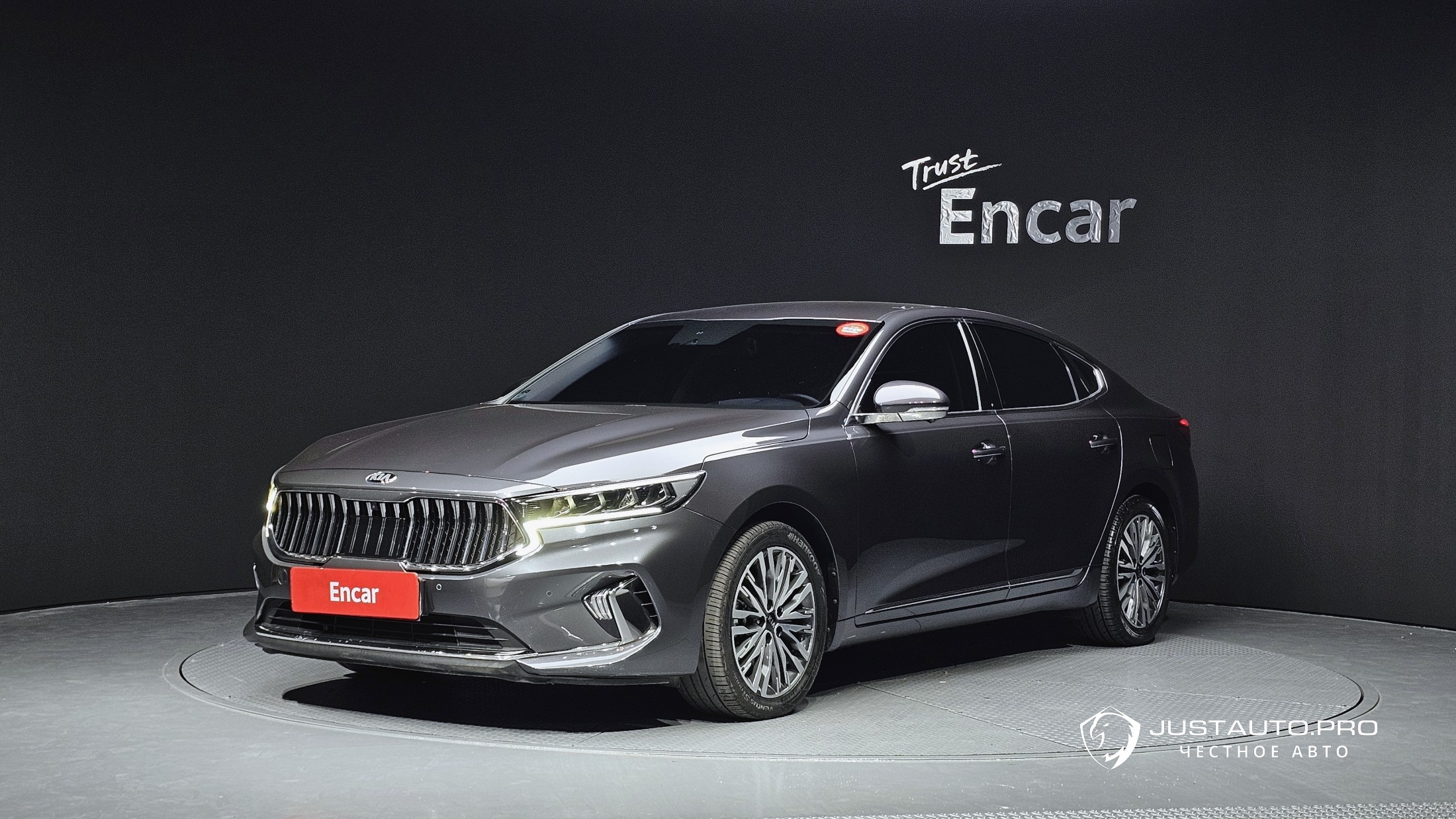 Автомобиль Kia K7