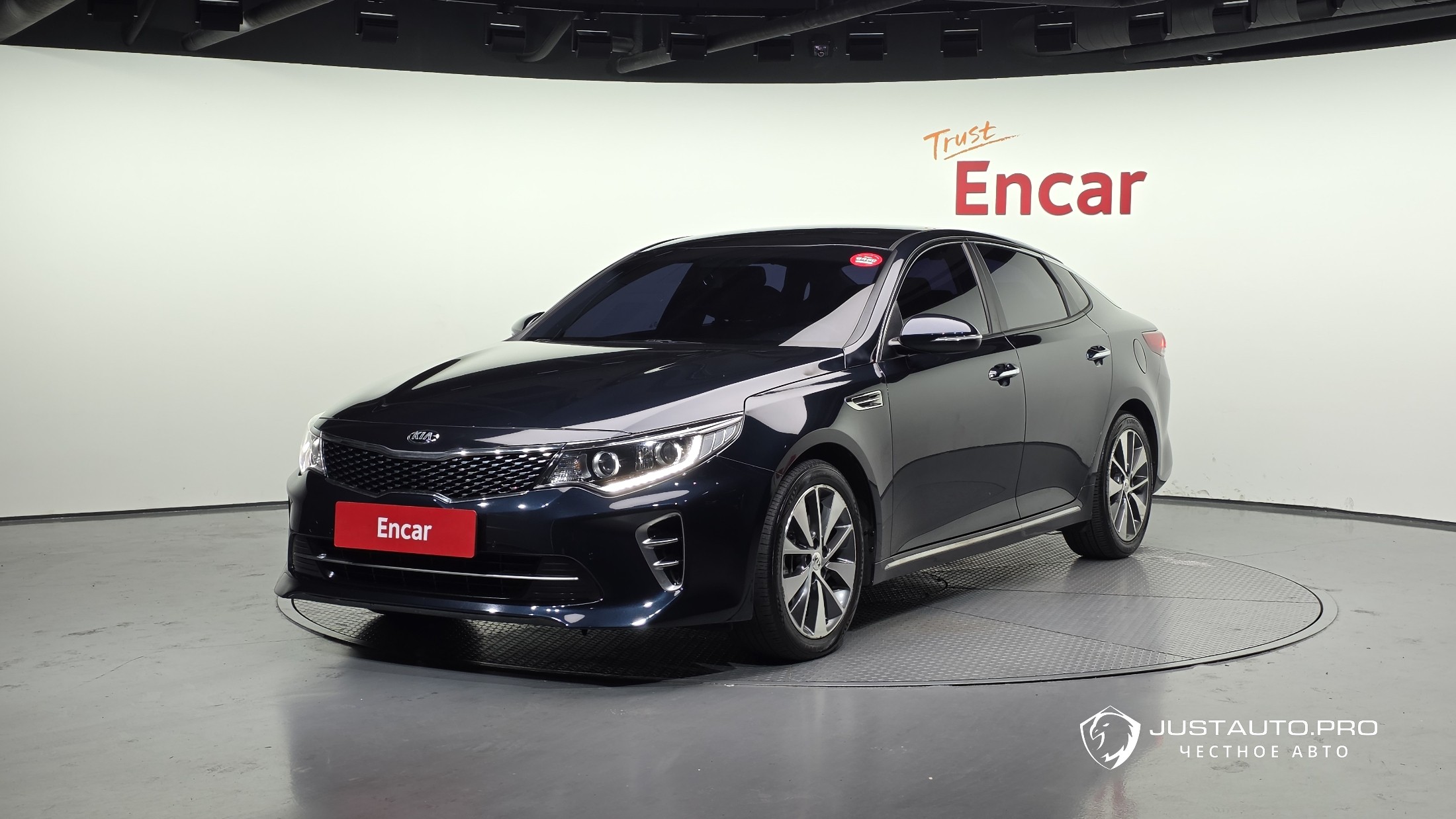 Автомобиль Kia K5