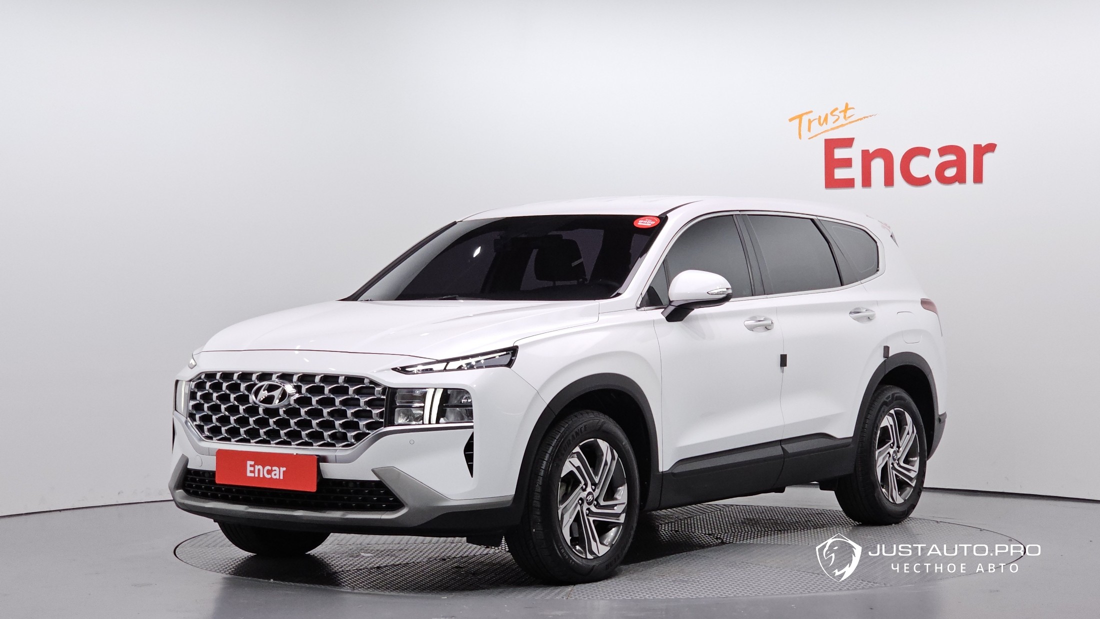 Автомобиль Hyundai Santafe