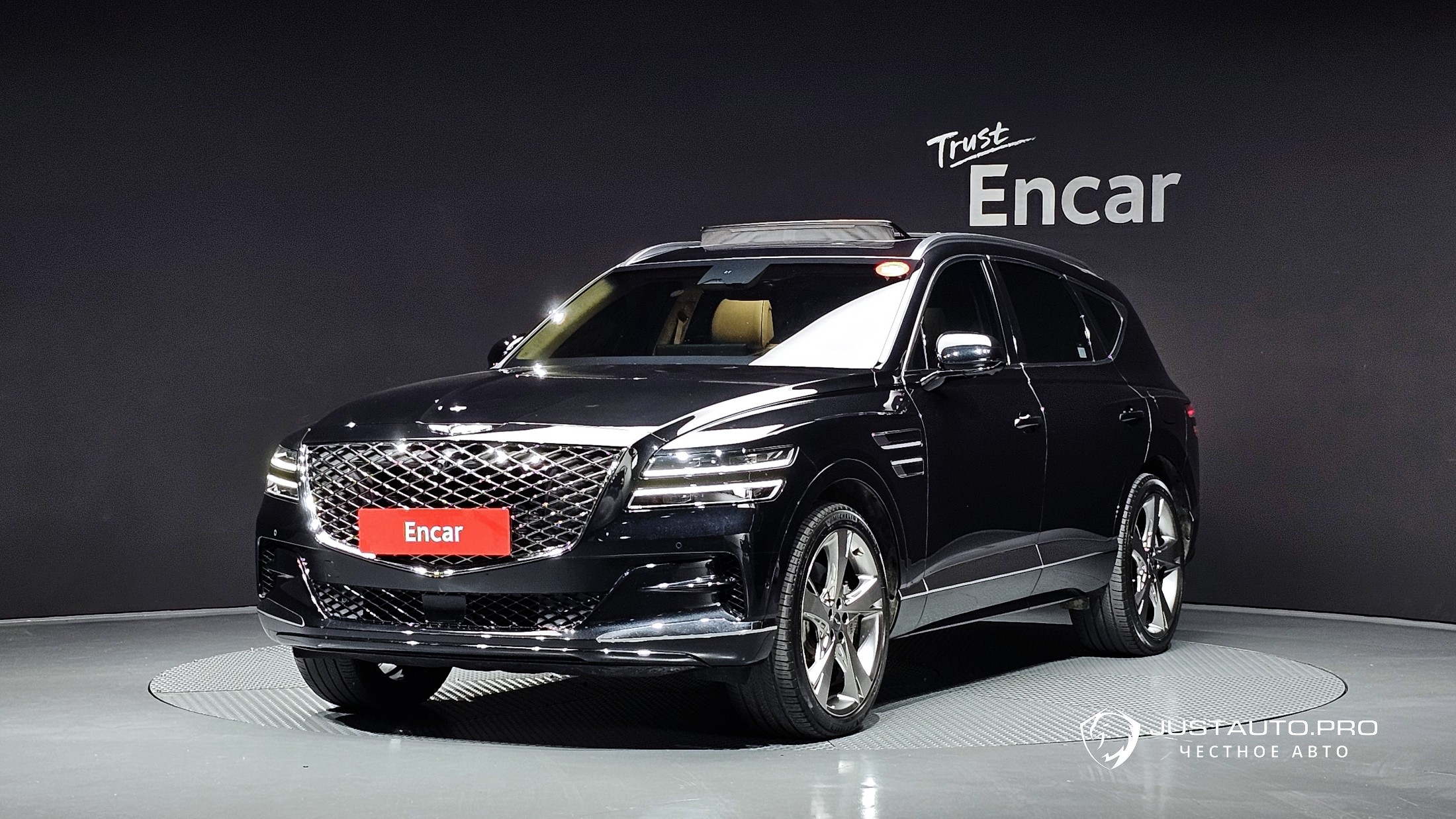 Автомобиль Genesis GV80