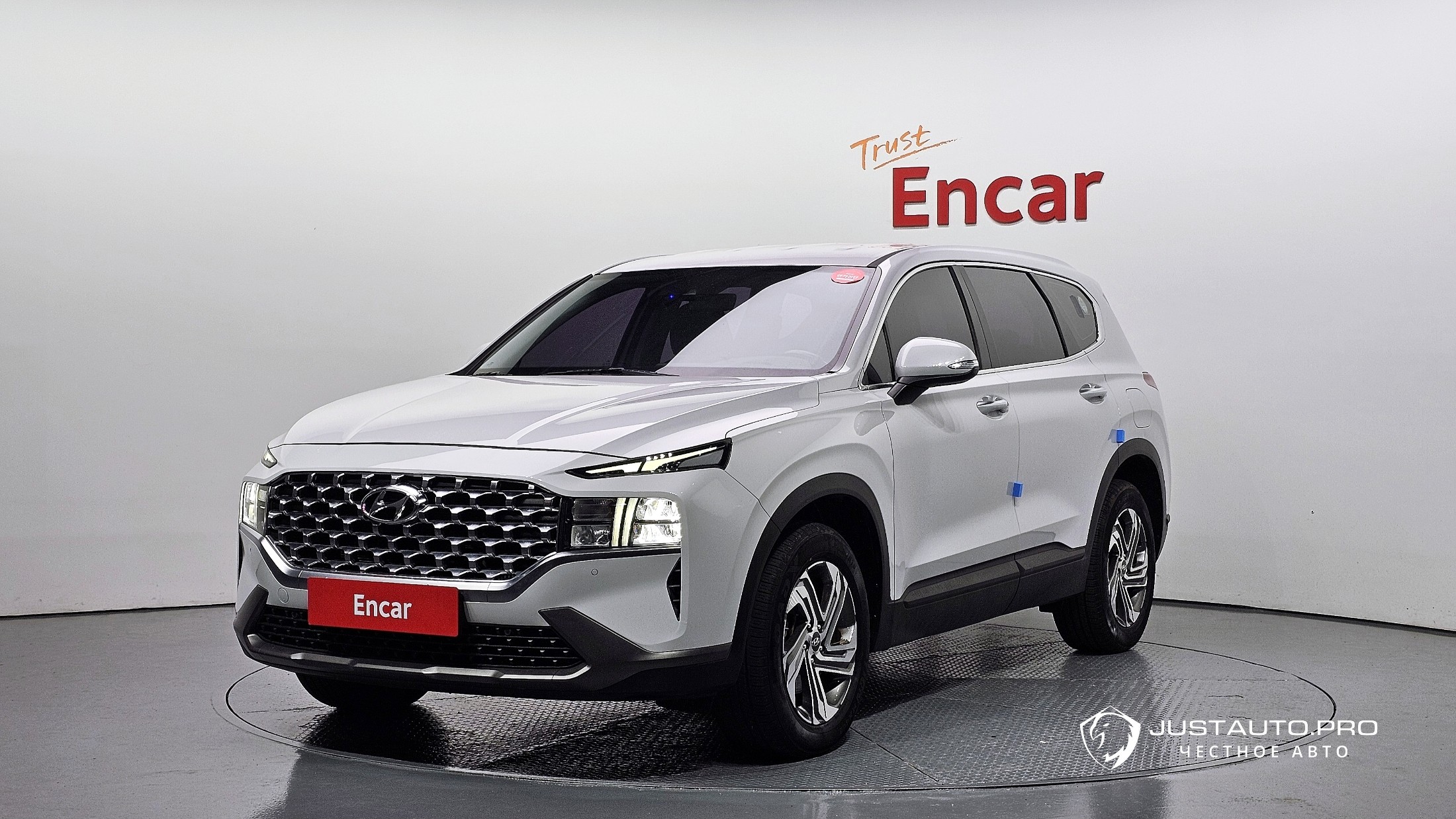 Автомобиль Hyundai Santafe