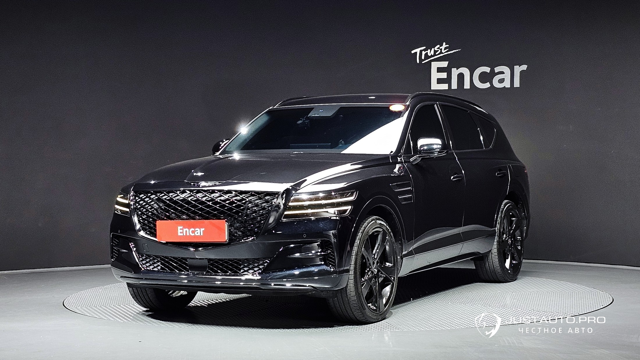 Автомобиль Genesis GV80