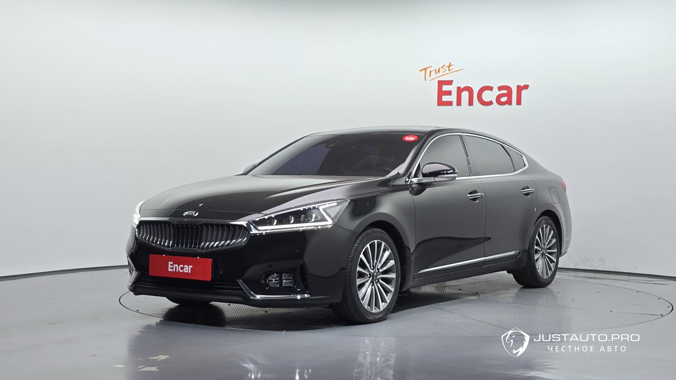 Автомобиль Kia K7